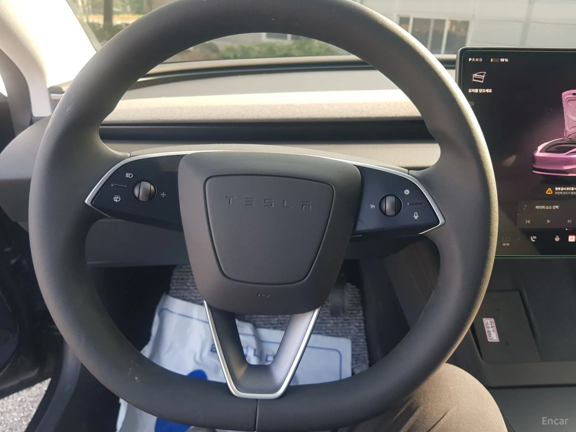 Tesla Model 3 превью 16