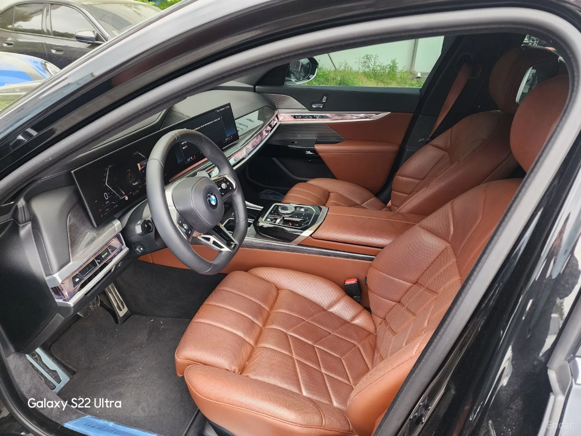 Maserati Ghibli превью 5