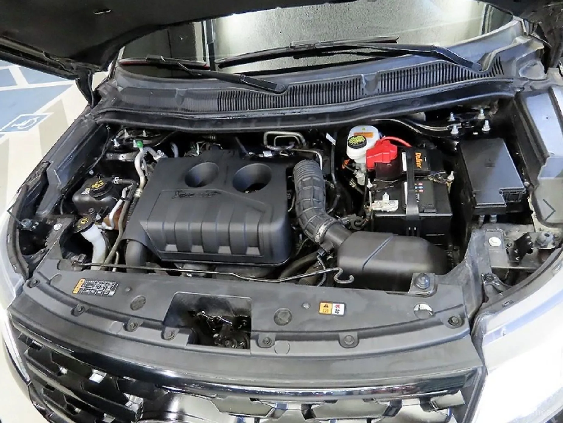 Ford Explorer превью 19