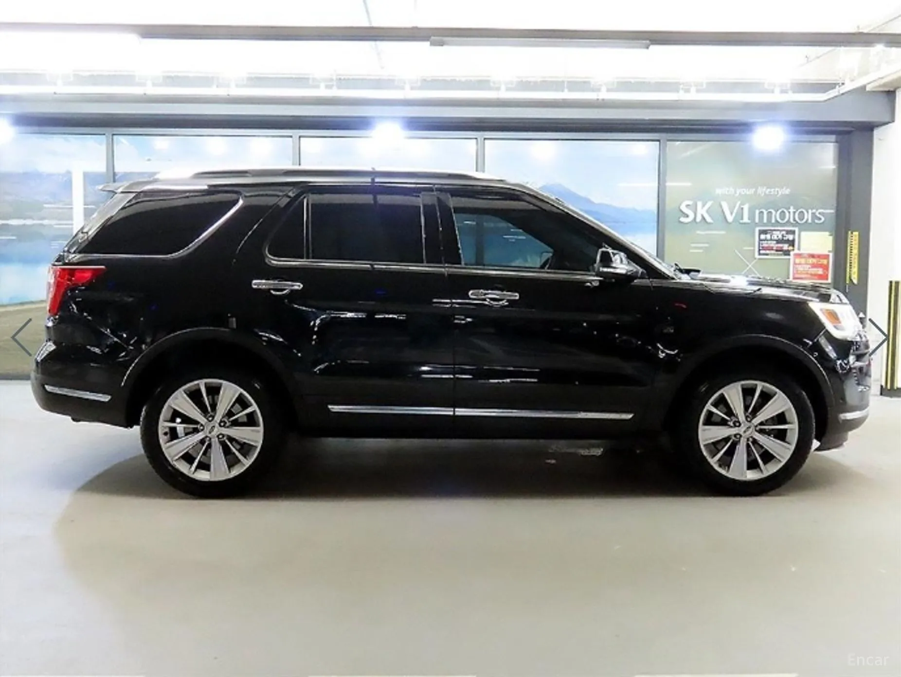 Ford Explorer превью 3
