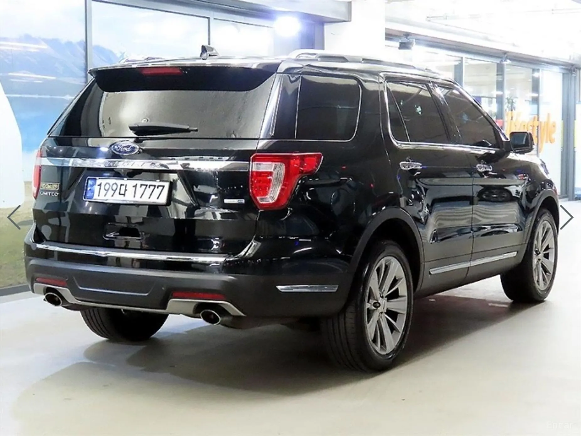 Ford Explorer превью 4