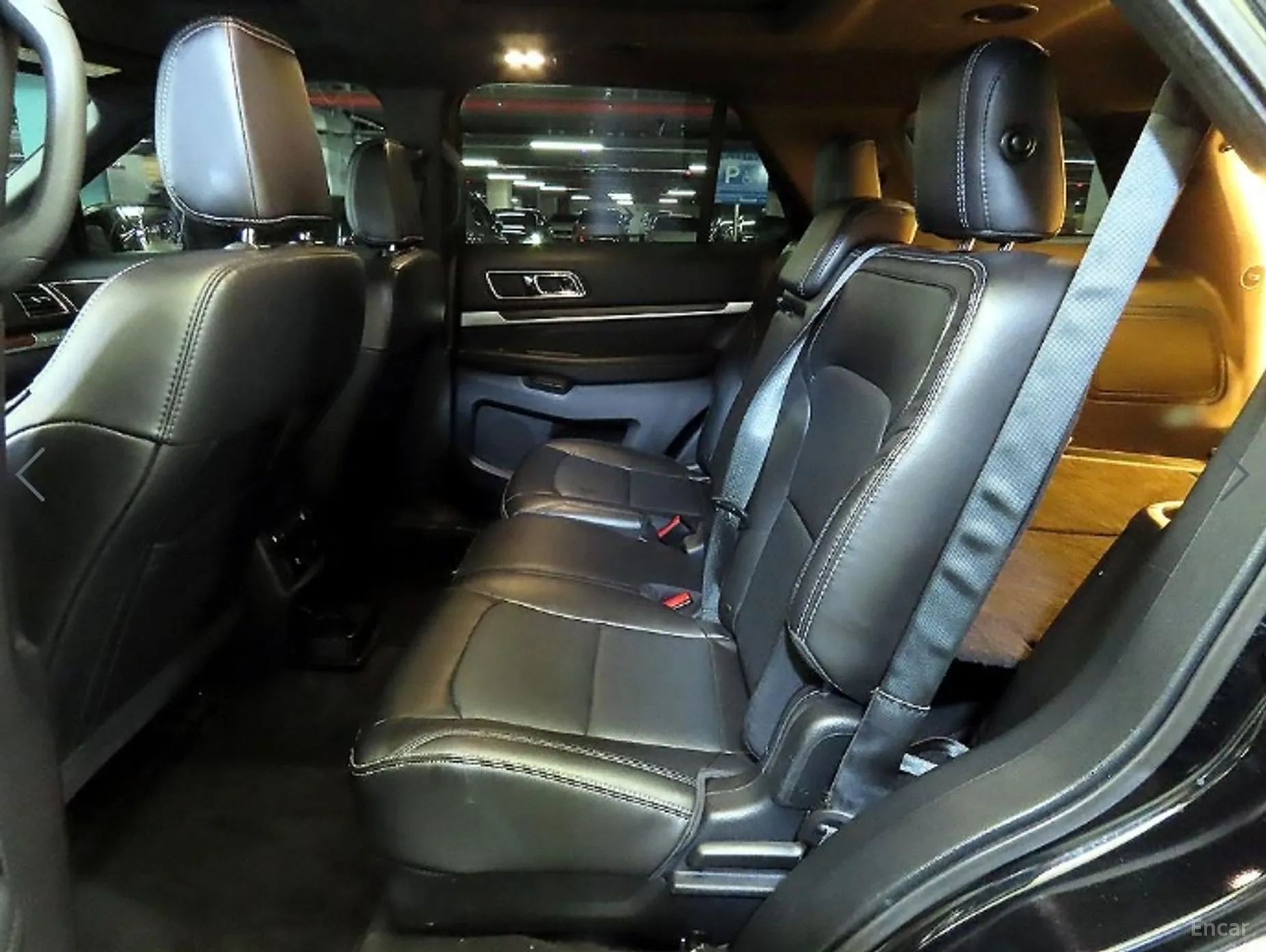 Ford Explorer превью 7