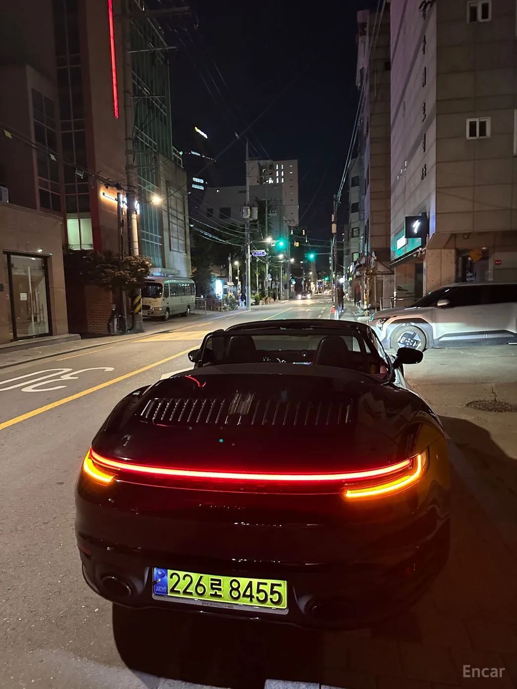 Porsche 911 (992) превью 6