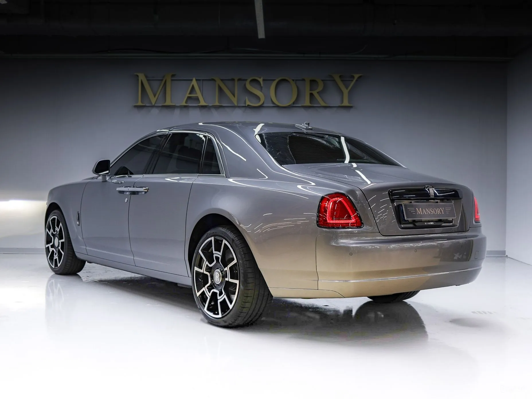 Rolls-Royce Ghost превью 5
