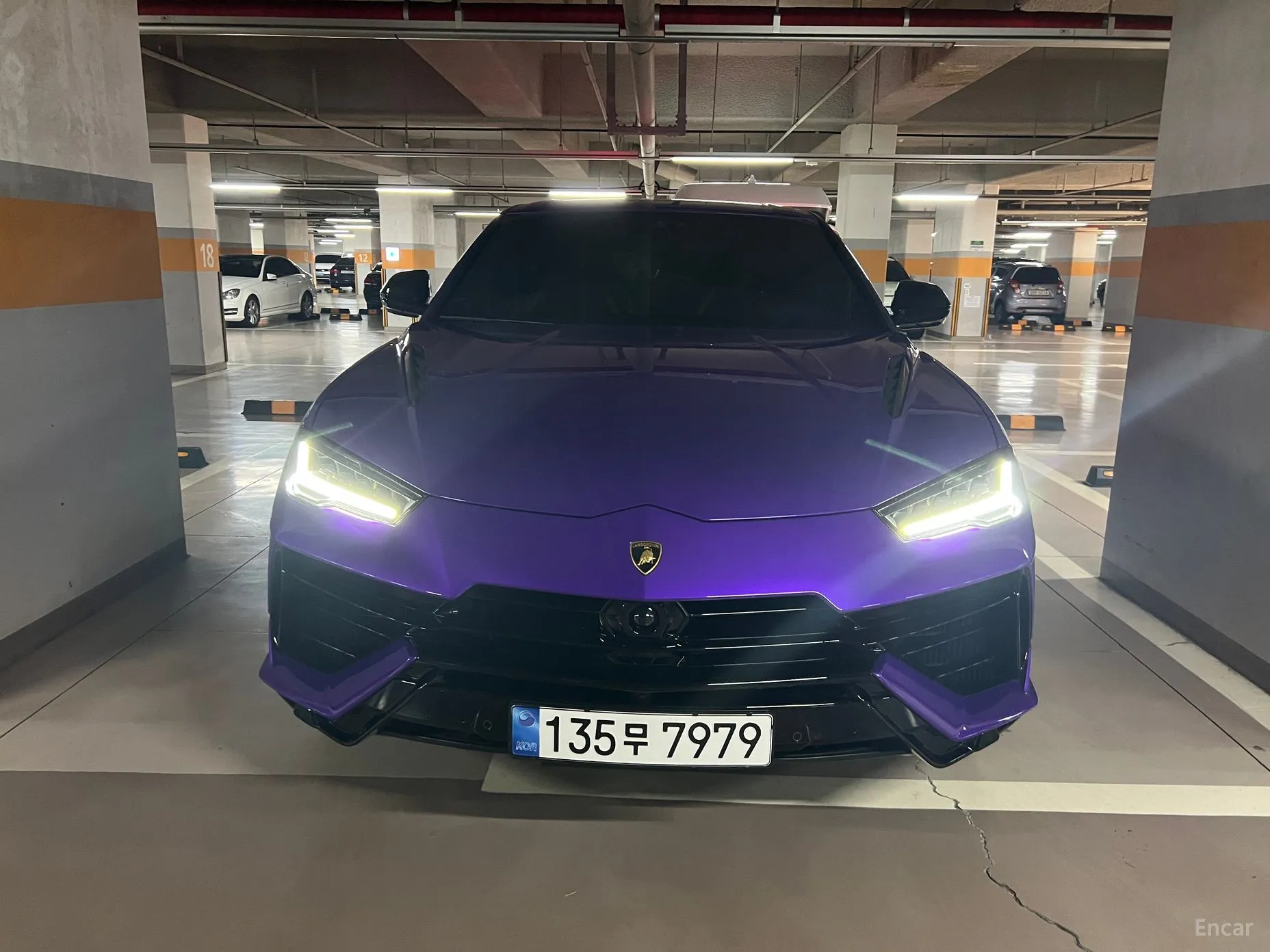 Lamborghini Urus превью 3