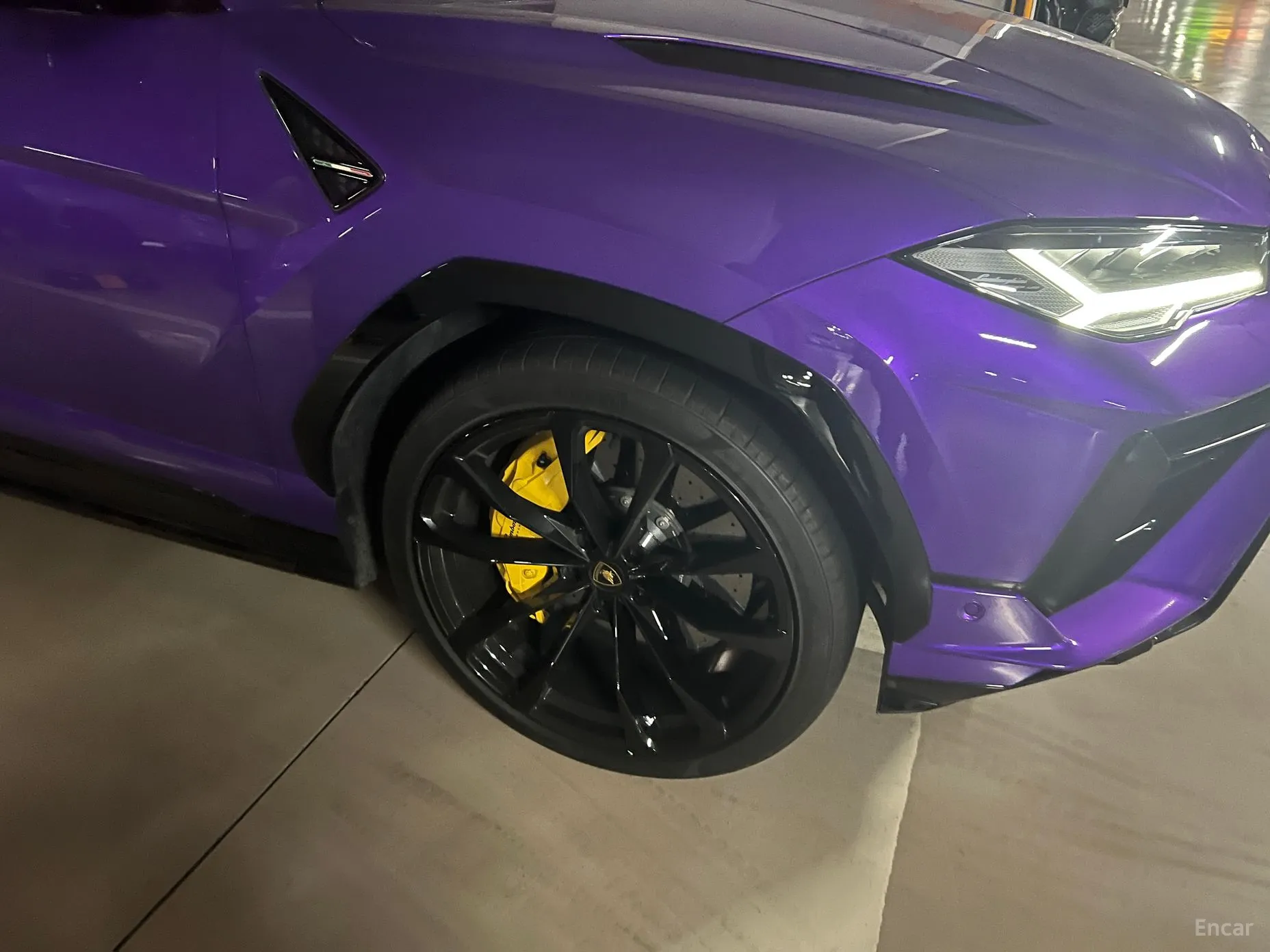 Lamborghini Urus превью 5