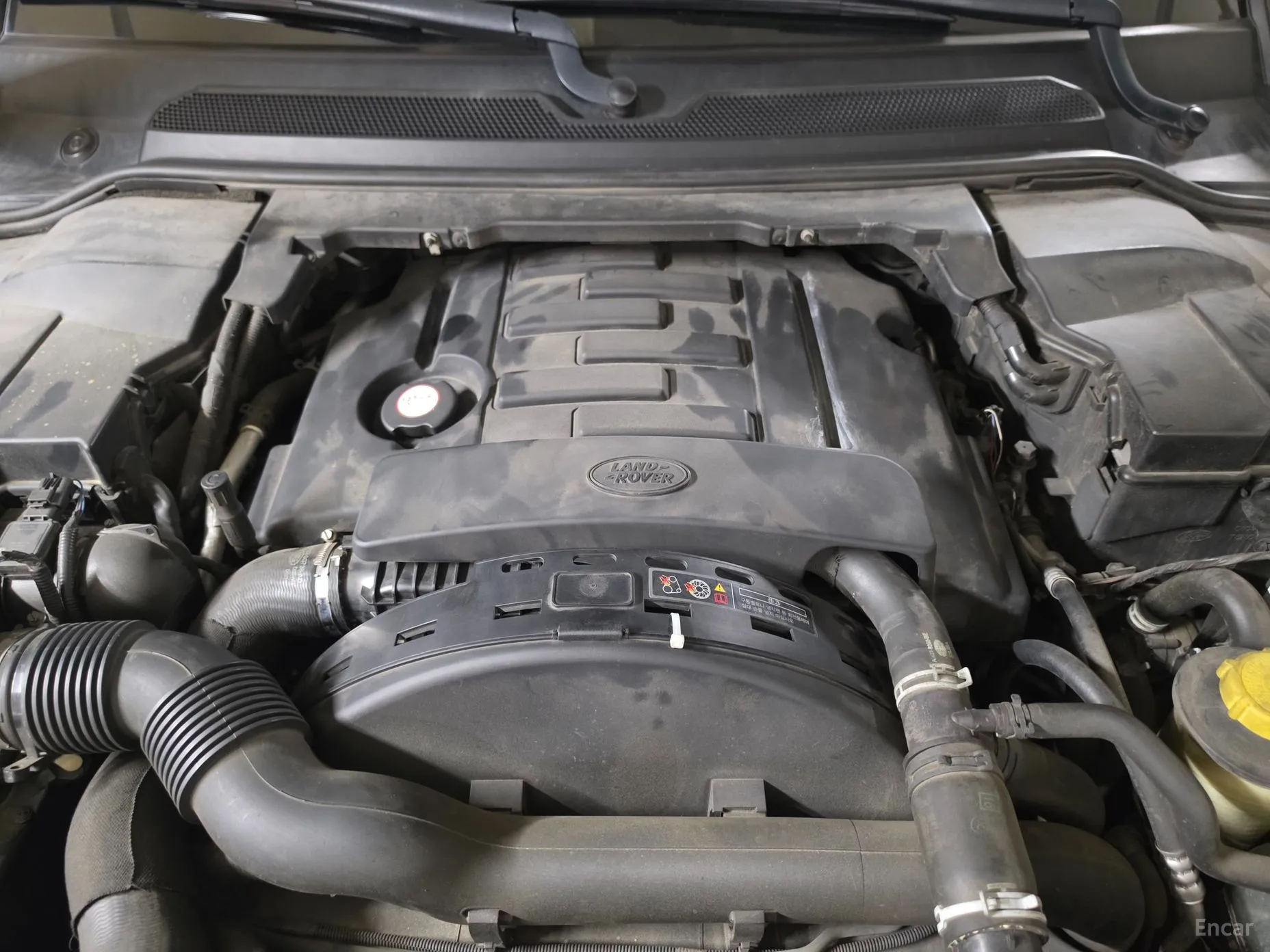 Land Rover Discovery 4 превью 10