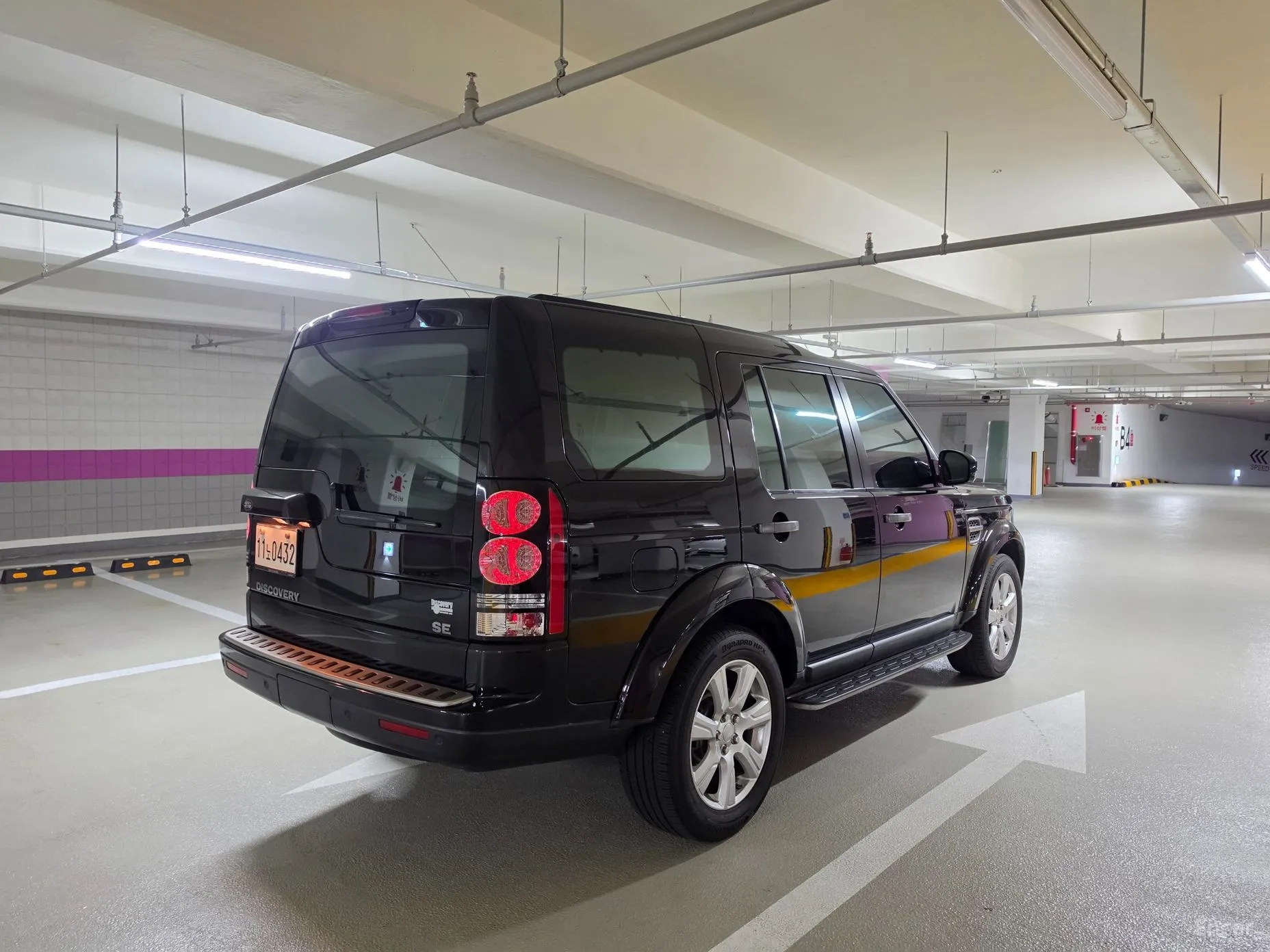 Land Rover Discovery 4