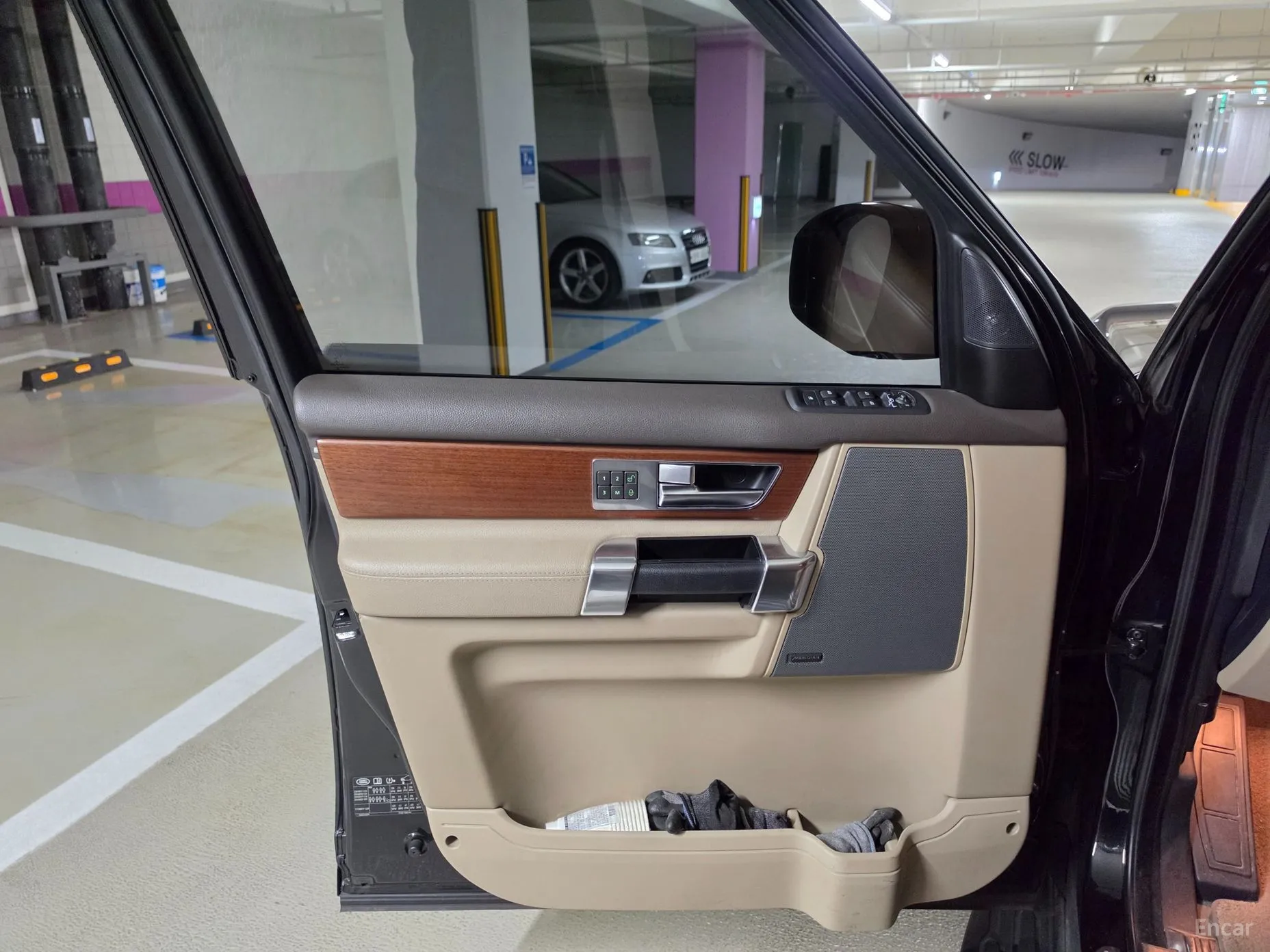Land Rover Discovery 4 превью 16