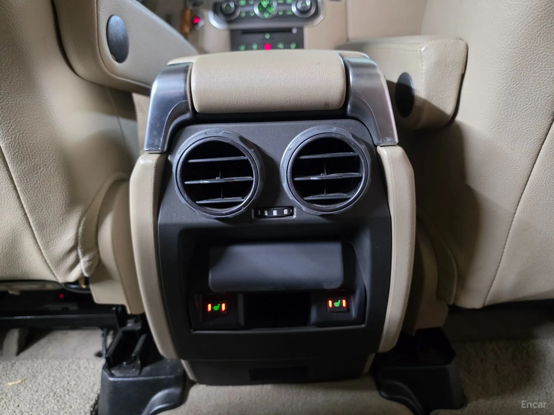 Land Rover Discovery 4 превью 20