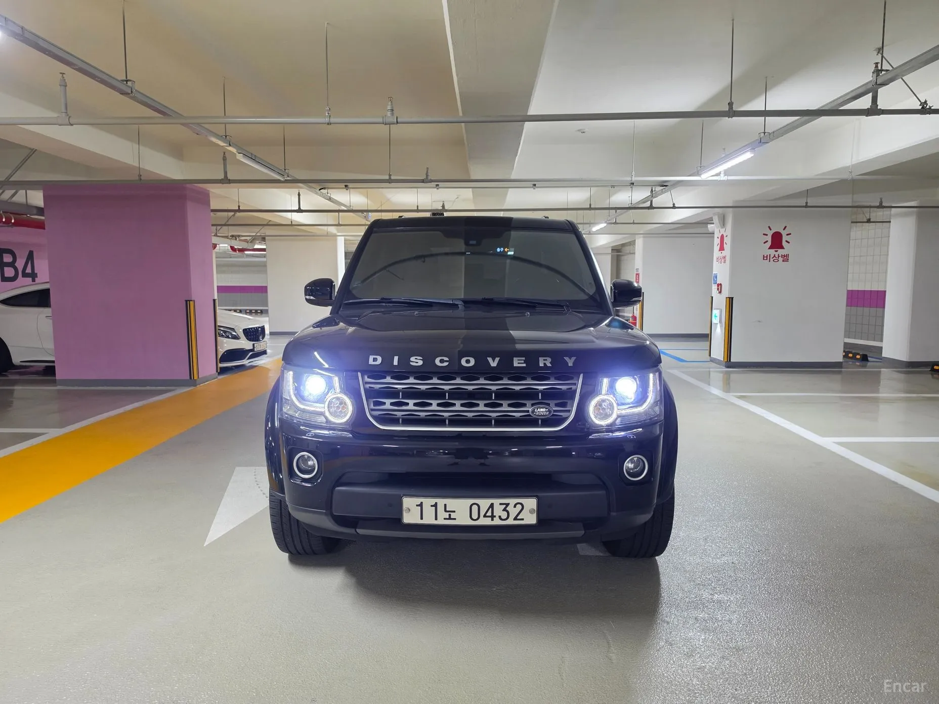 Land Rover Discovery 4 превью 3