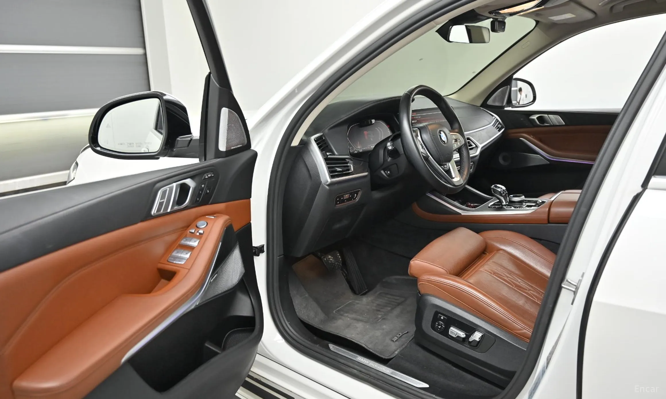 BMW X7 (G07) превью 11