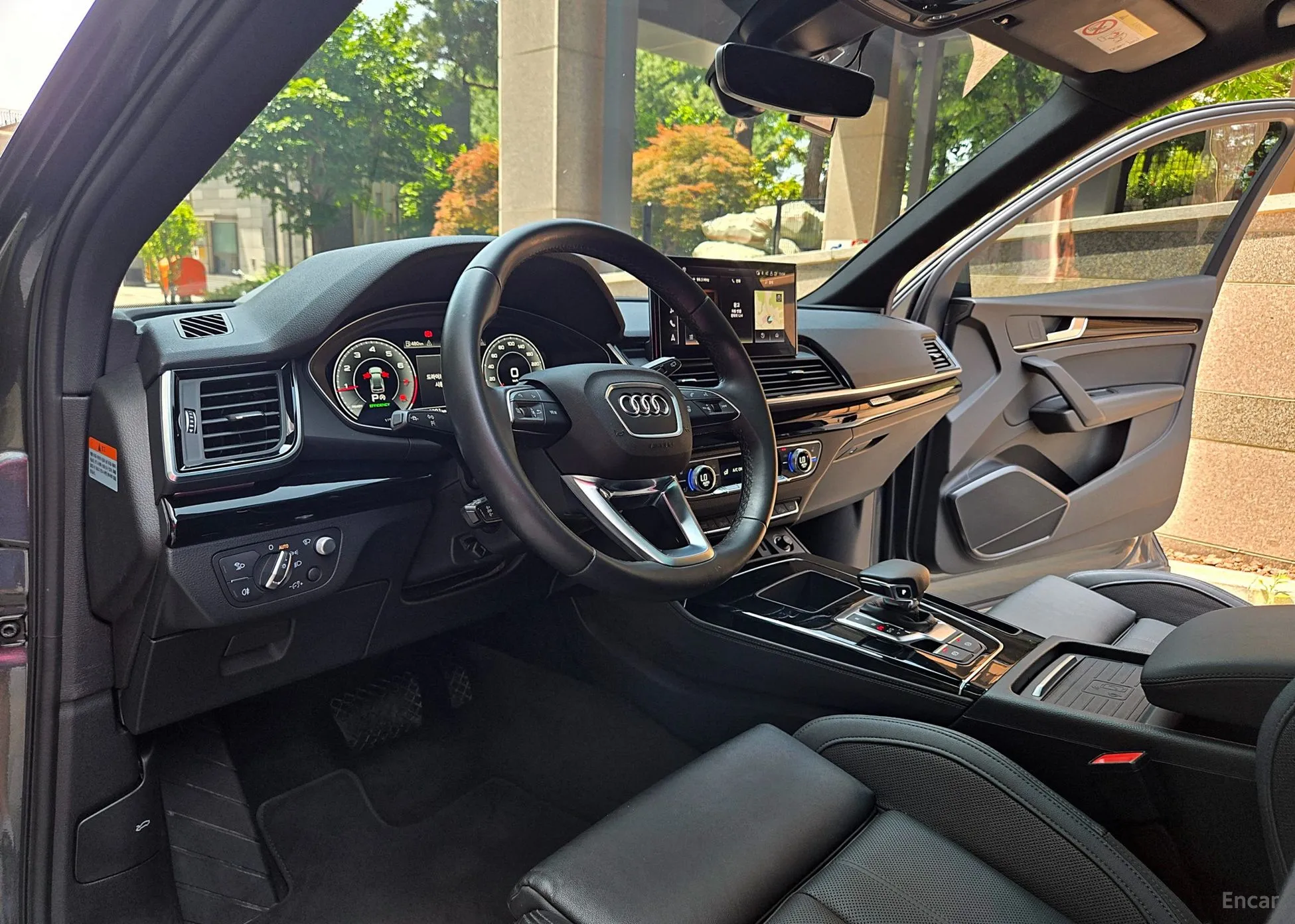 Audi Q5 (FY) превью 11