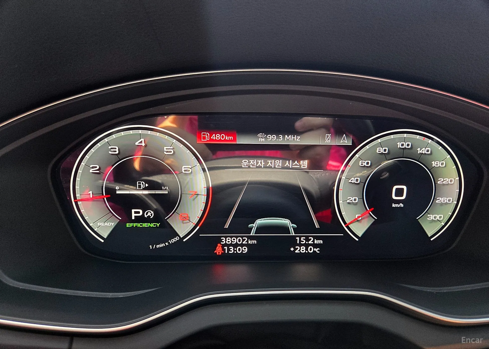 Audi Q5 (FY) превью 13