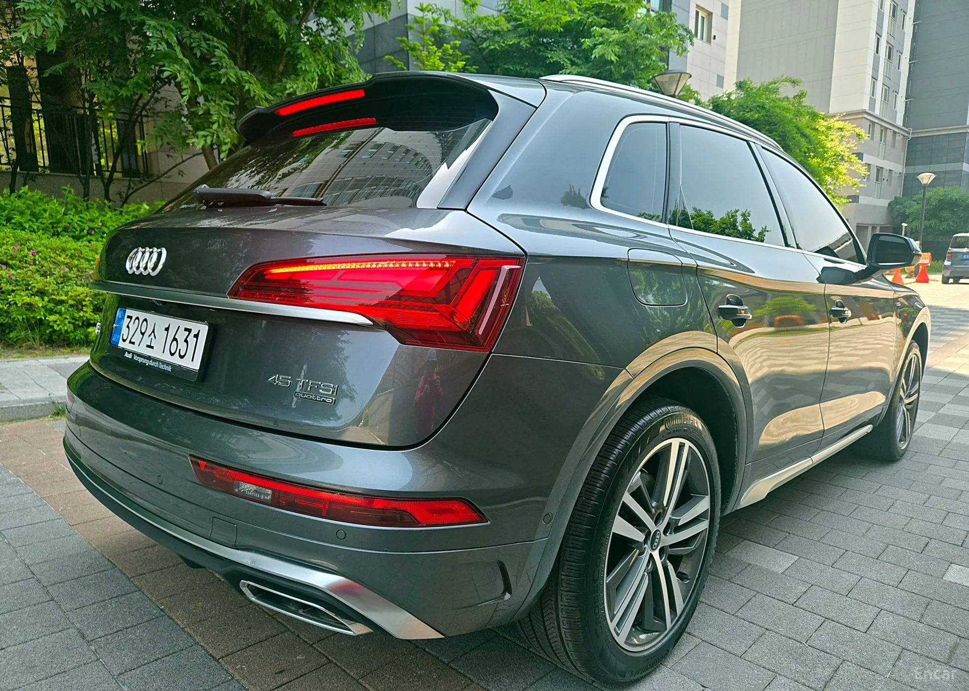 Audi Q5 (FY) превью 5