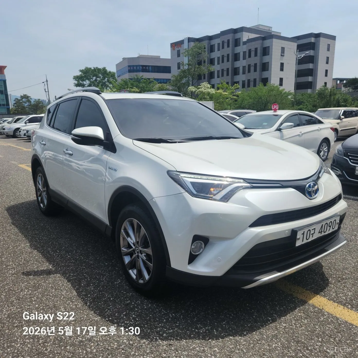 RAV4