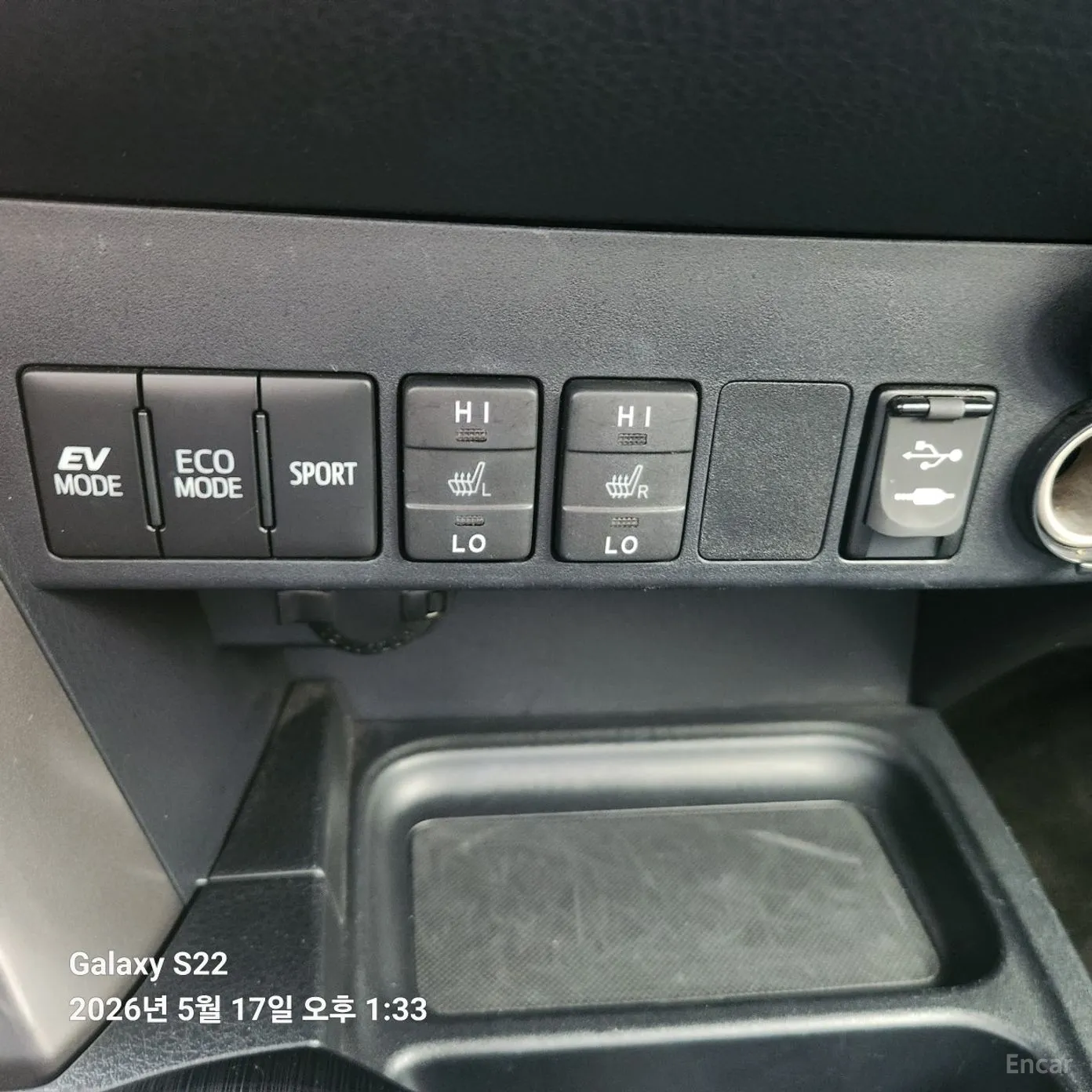 Toyota RAV4 превью 16
