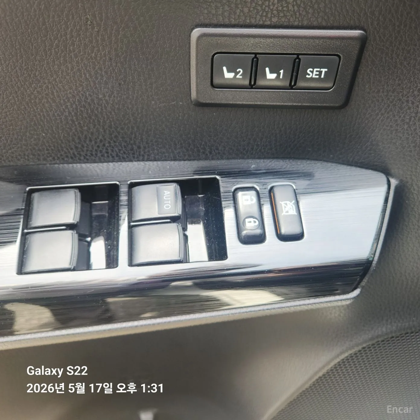 Toyota RAV4 превью 18