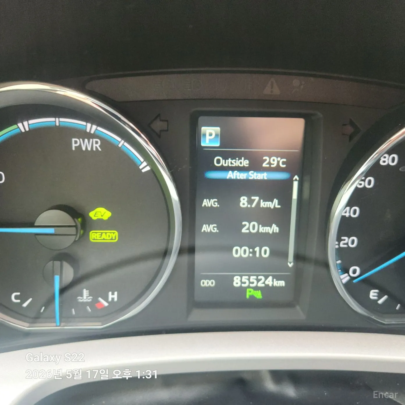 Toyota RAV4 превью 8