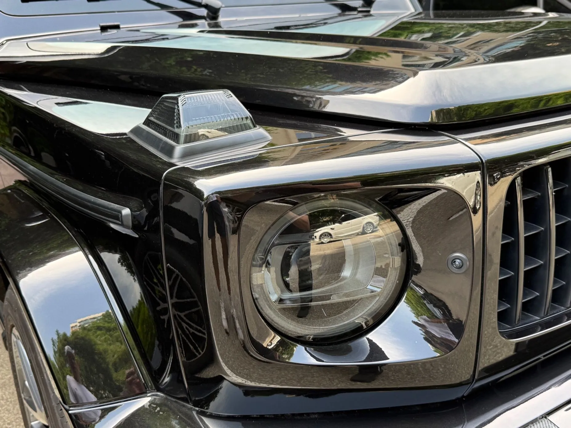 Mercedes Benz G-Class W463b