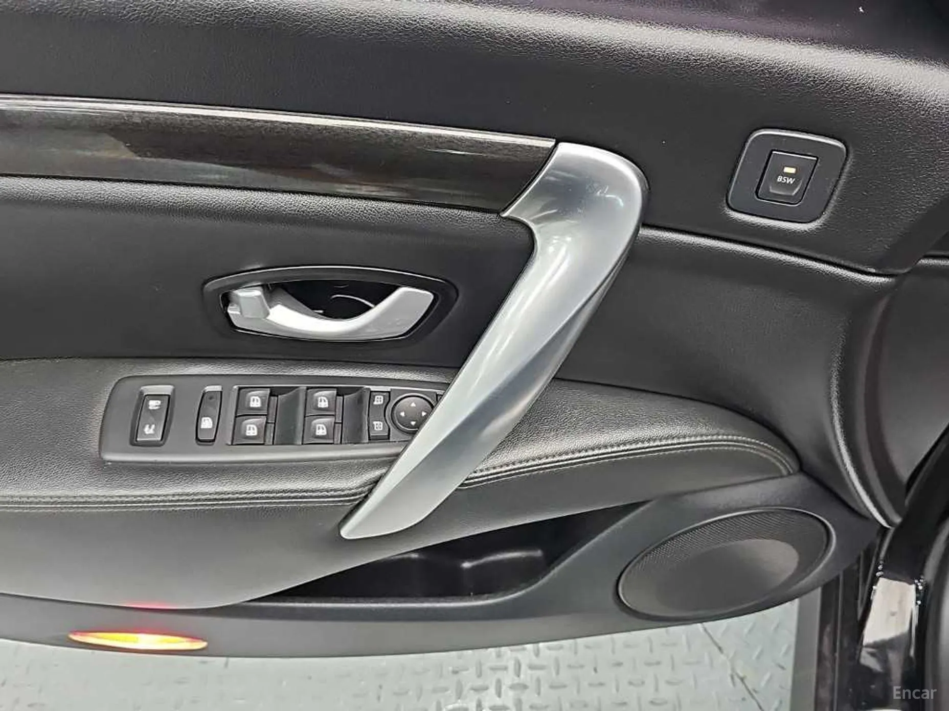 Renault Korea (Samsung) SM7 превью 14