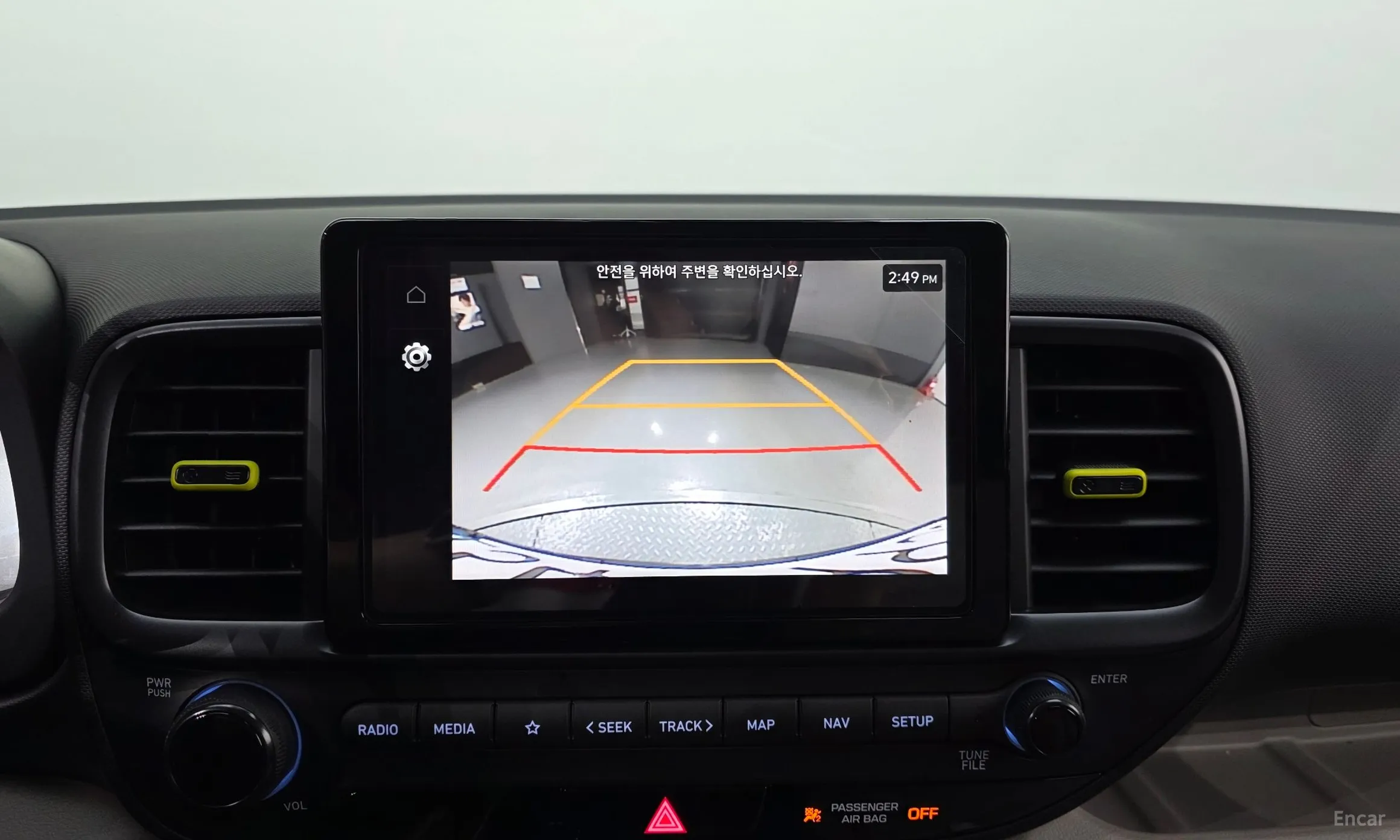 Hyundai Venue превью 15