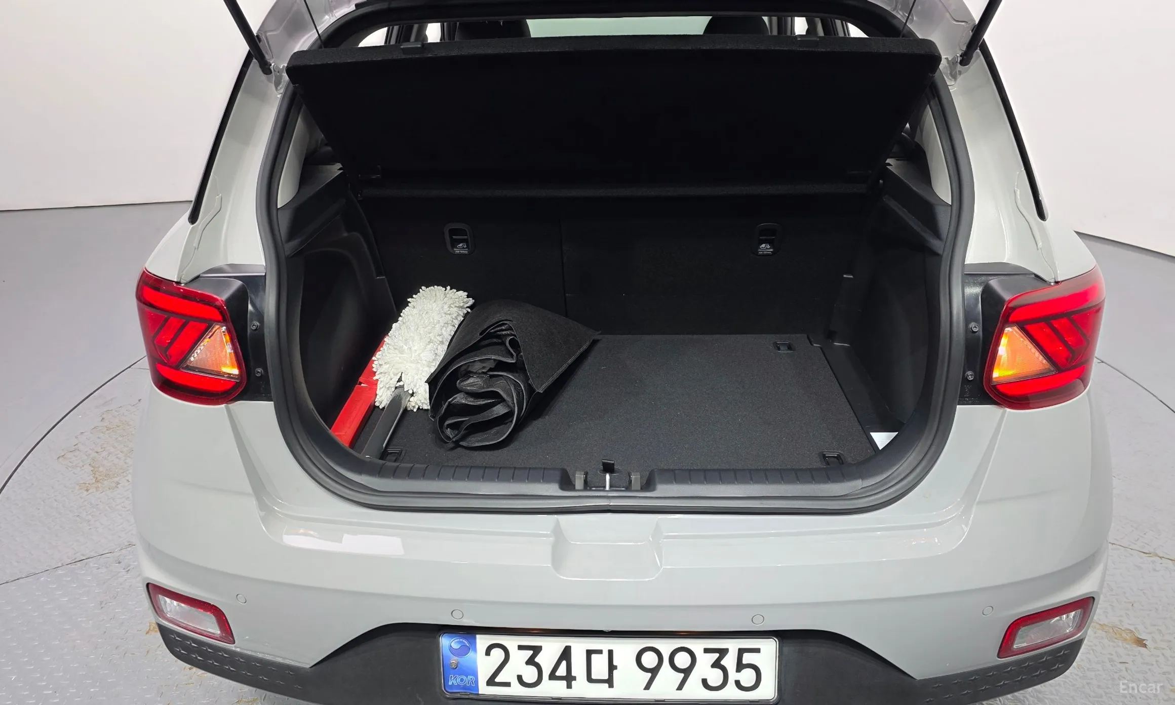 Hyundai Venue превью 17