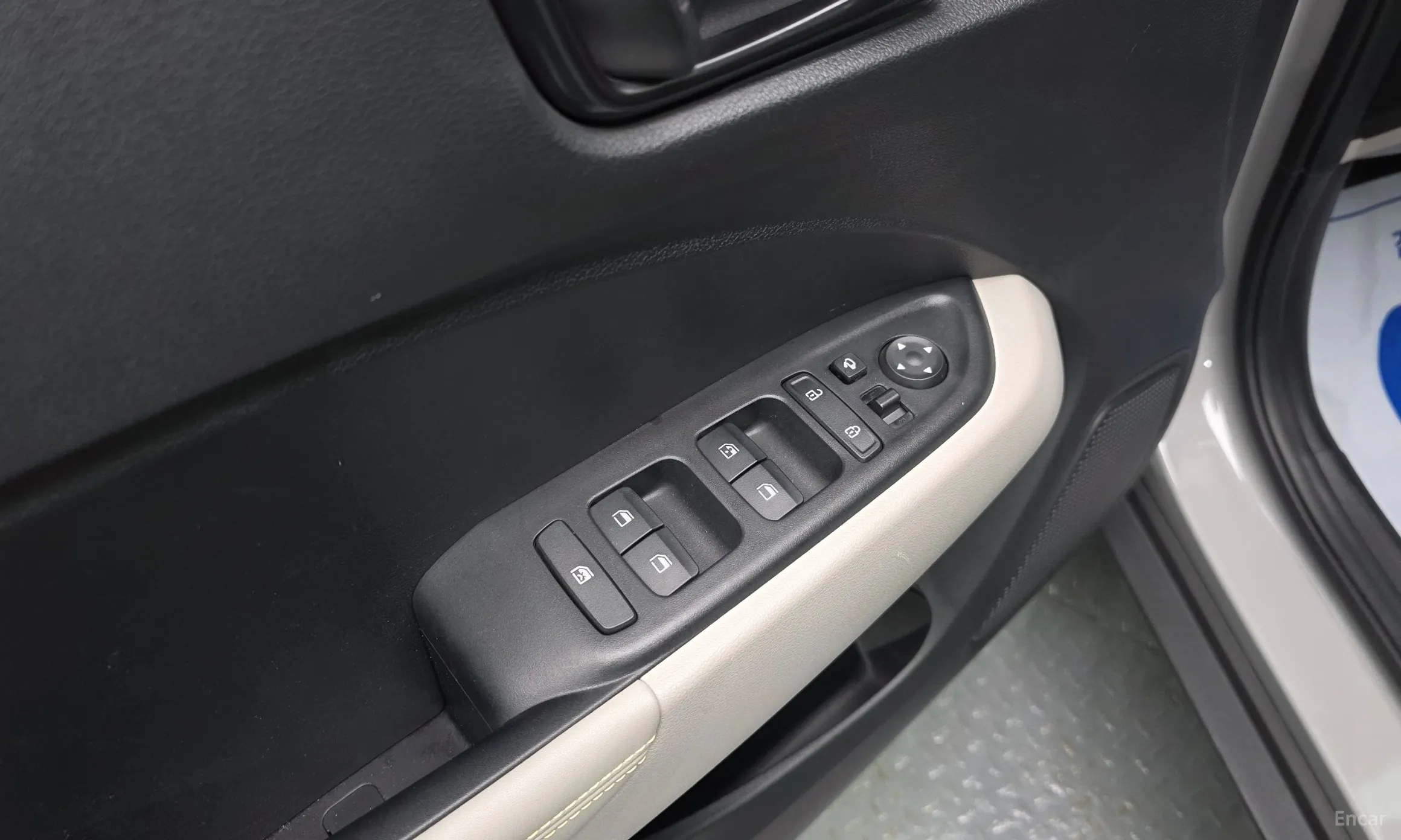 Hyundai Venue превью 20