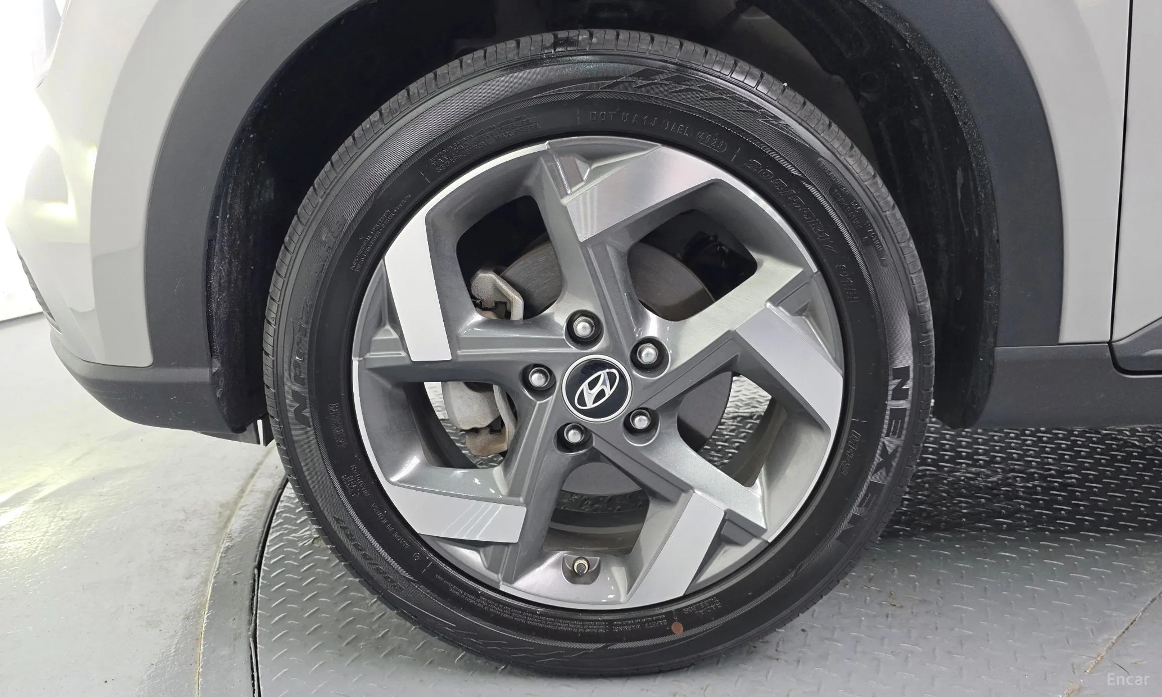 Hyundai Venue превью 5