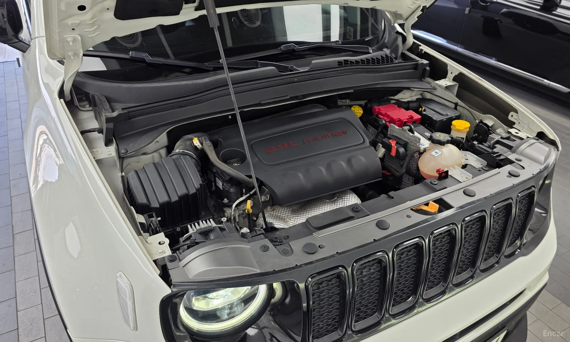 Jeep Renegade превью 6