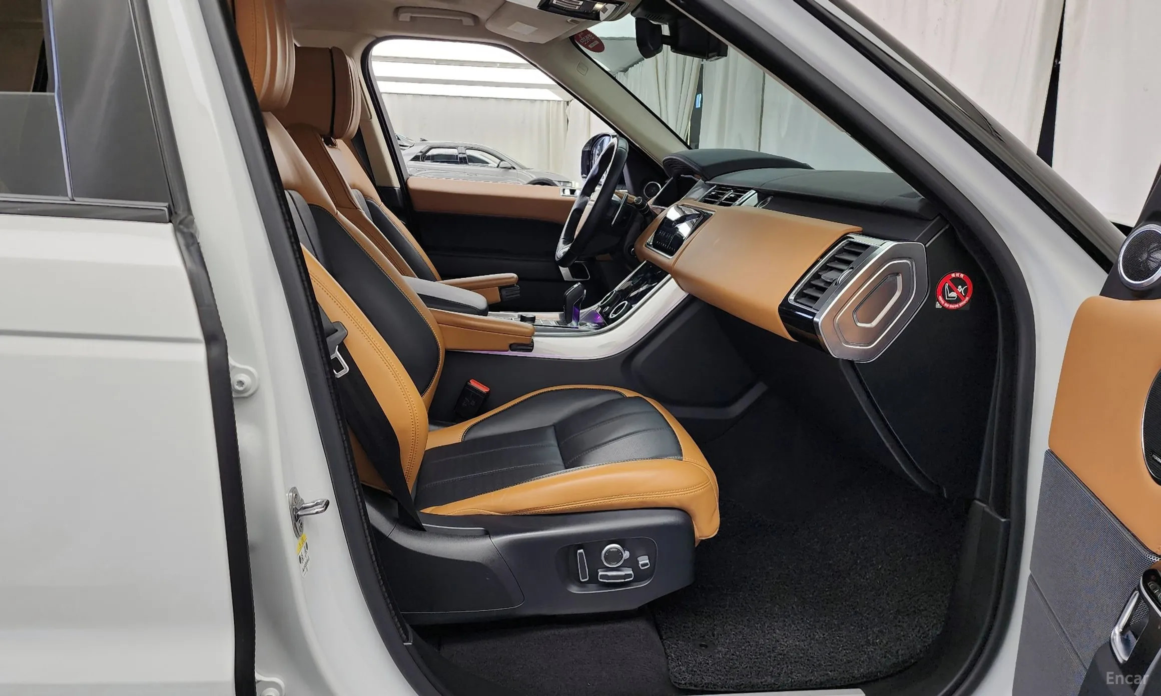Land Rover Range Rover Sport 2nd Generation превью 11