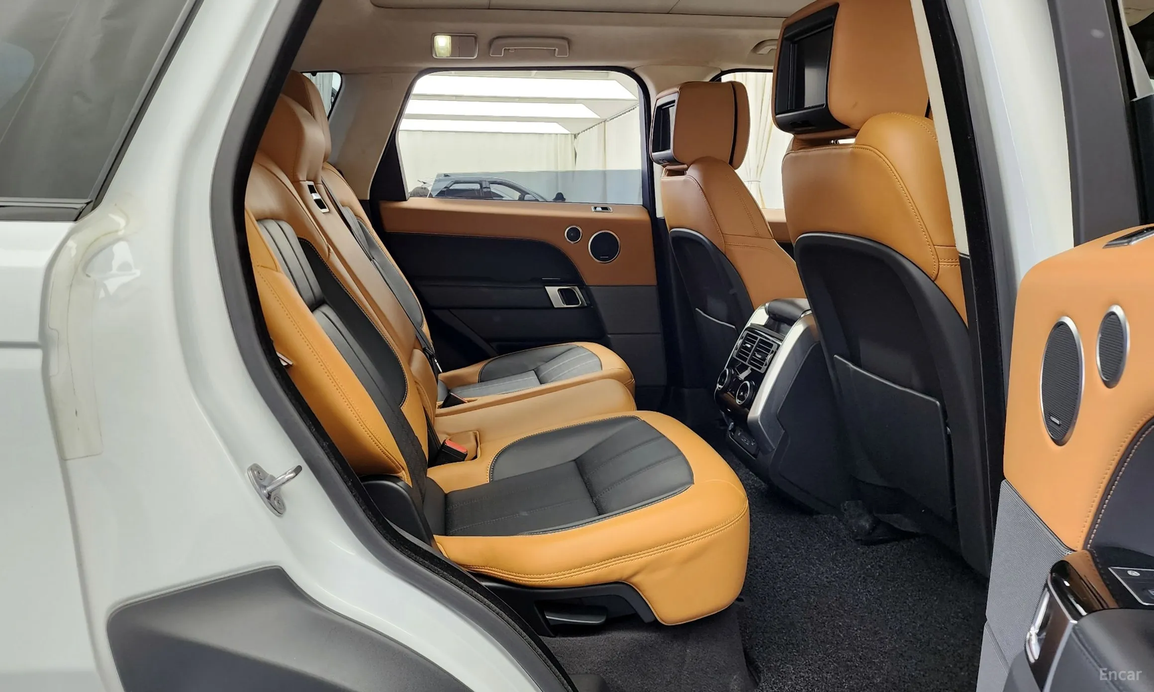 Land Rover Range Rover Sport 2nd Generation превью 12