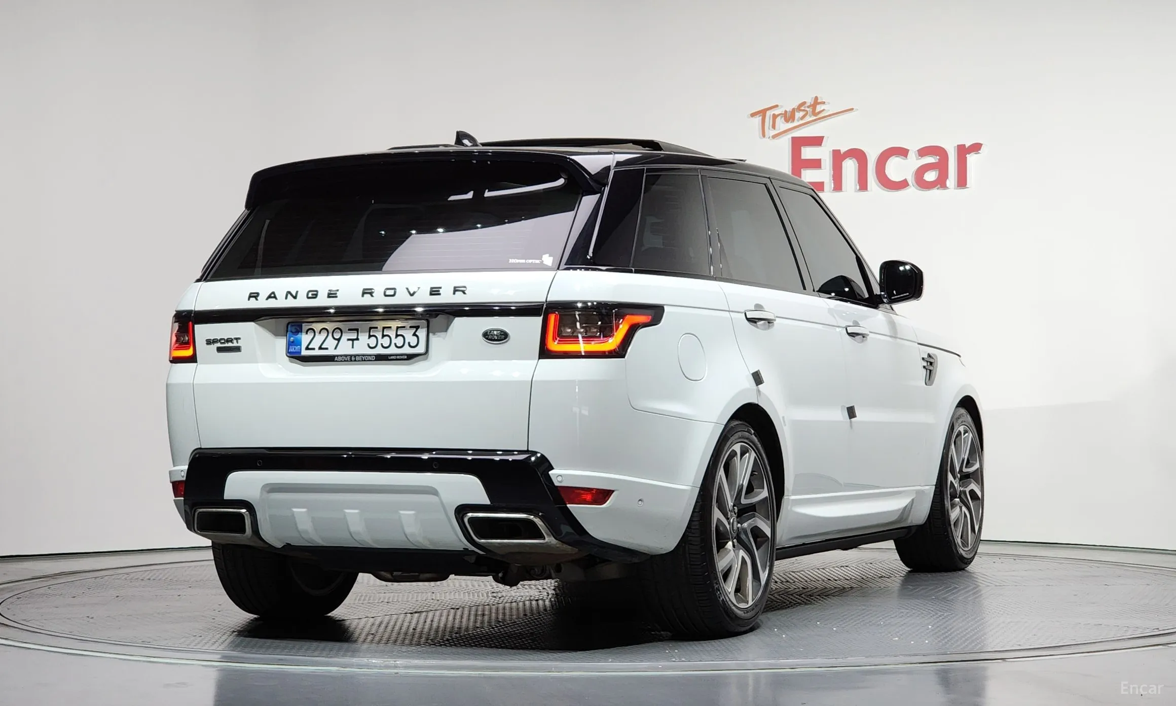 Land Rover Range Rover Sport 2nd Generation