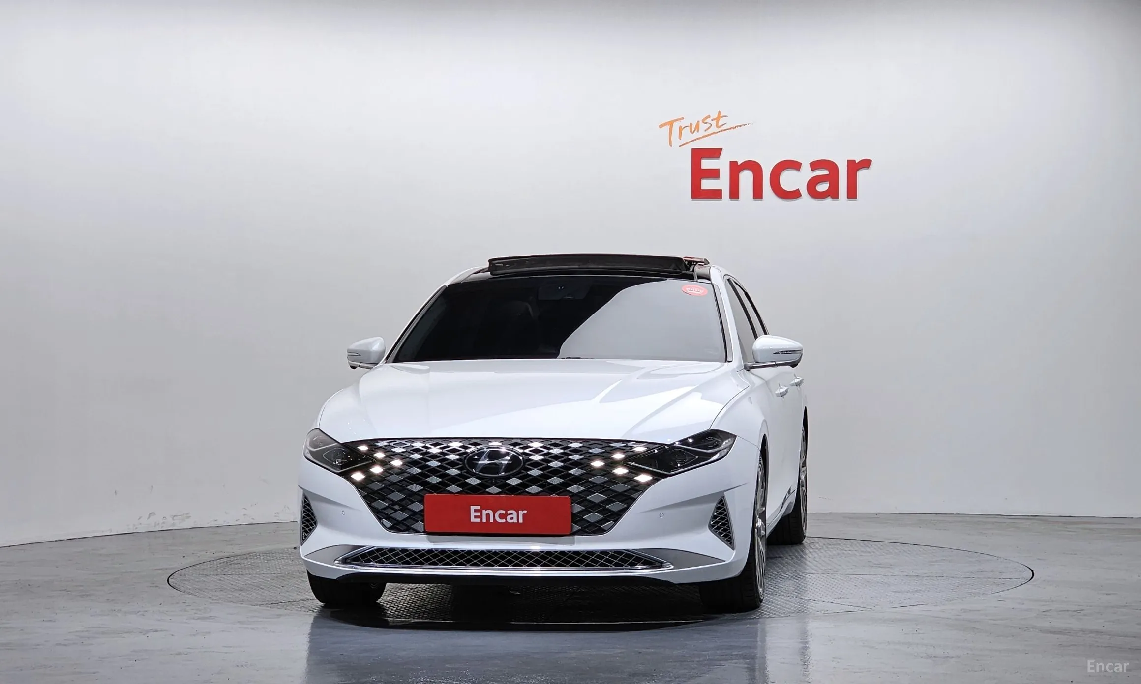 Hyundai Grandeur IG превью 3