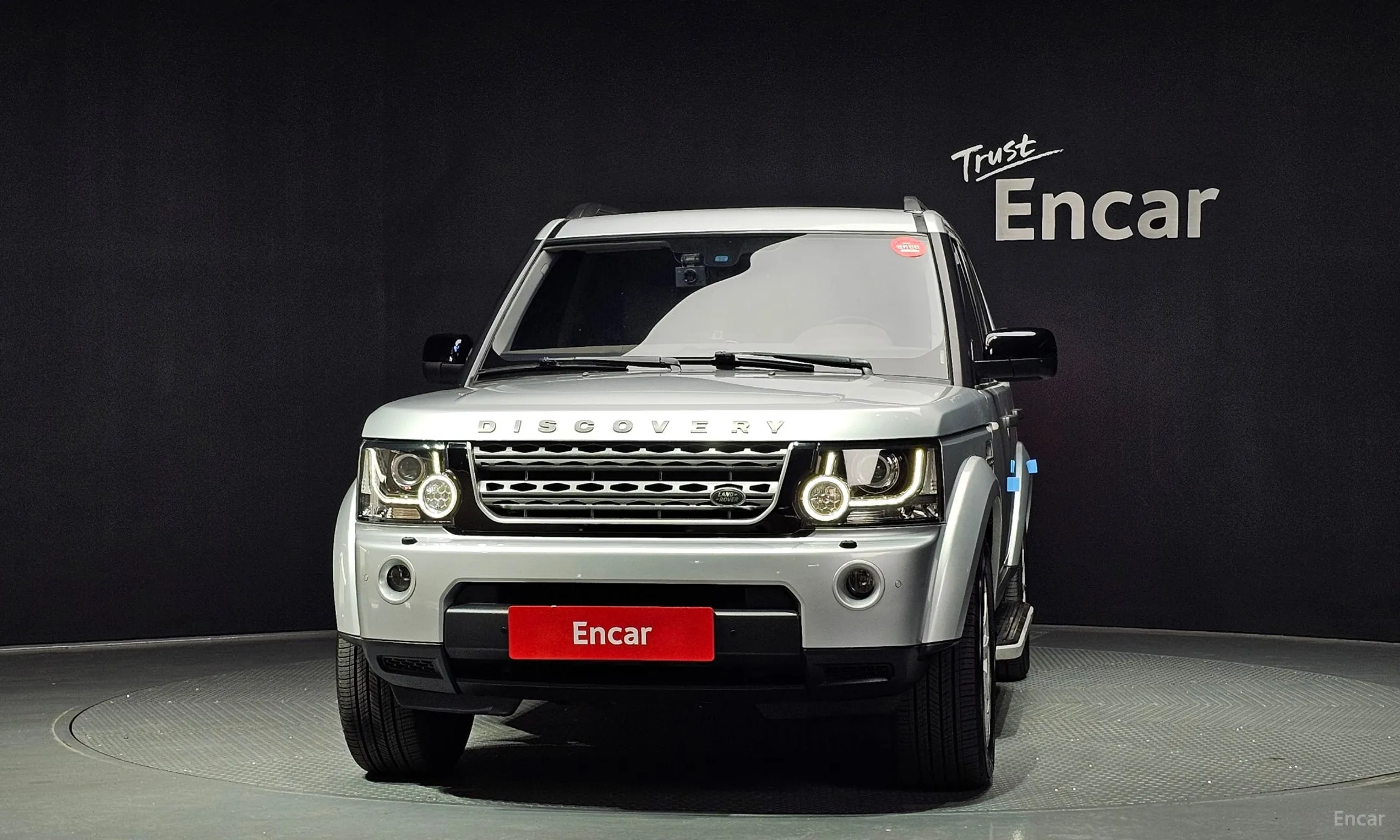 Land Rover Discovery 4 превью 3