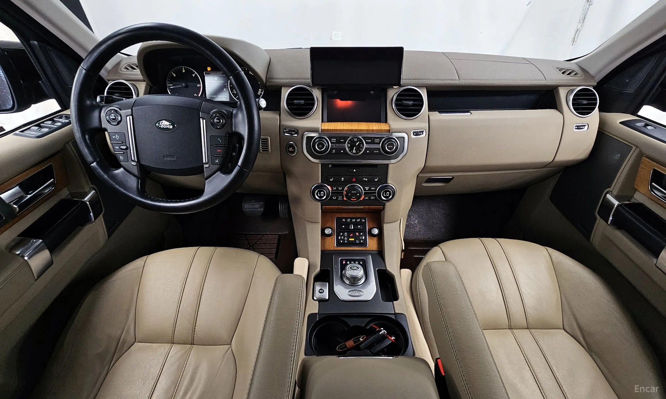 Land Rover Discovery 4 превью 7