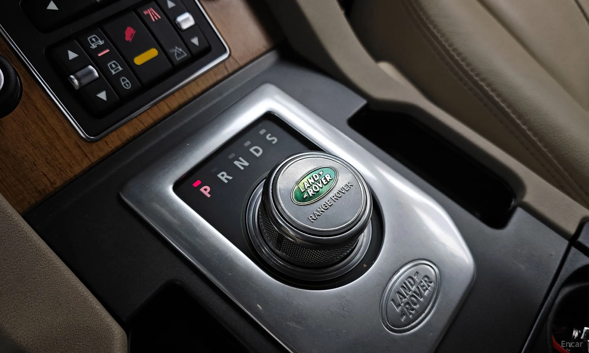 Land Rover Discovery 4 превью 9