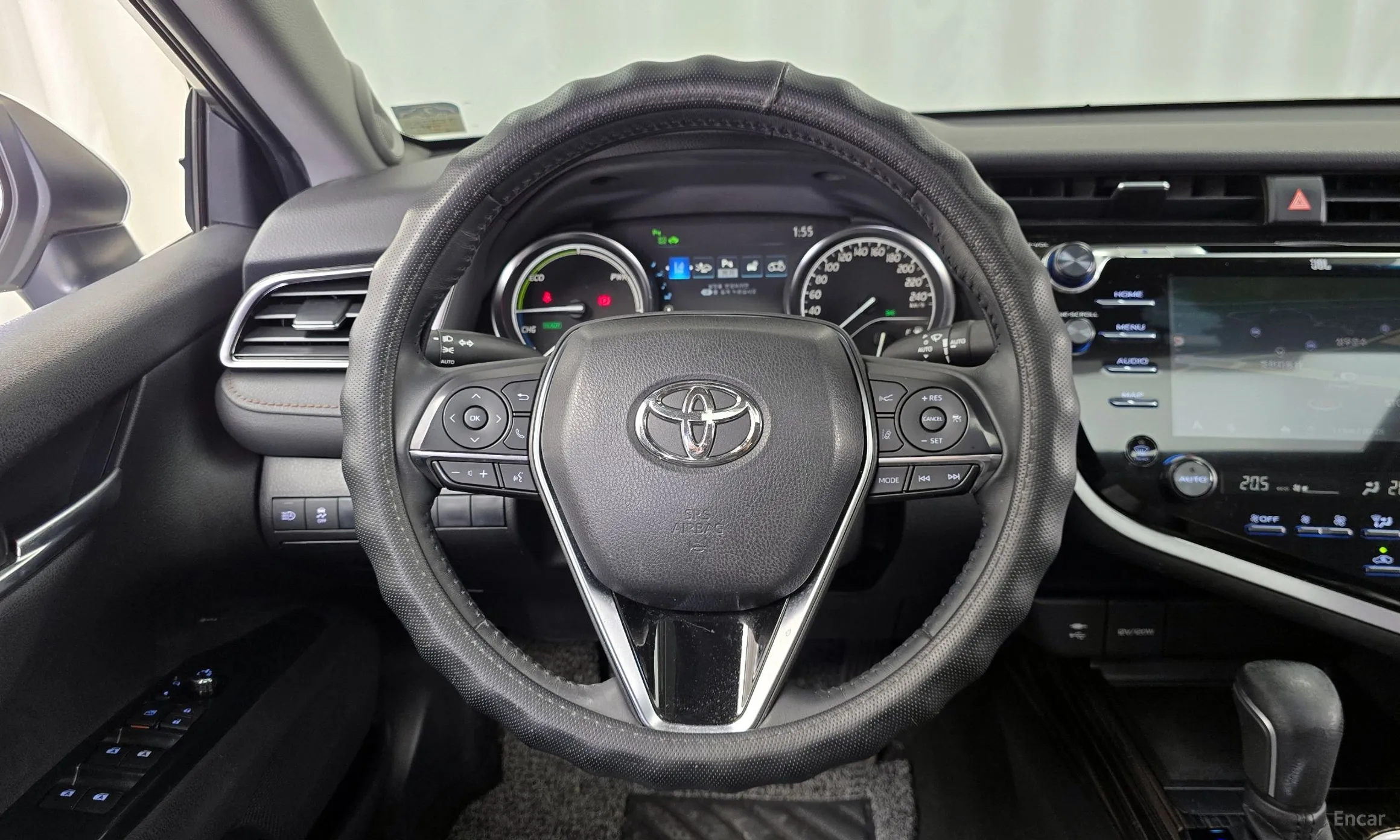 Toyota Camry (XV70) превью 13