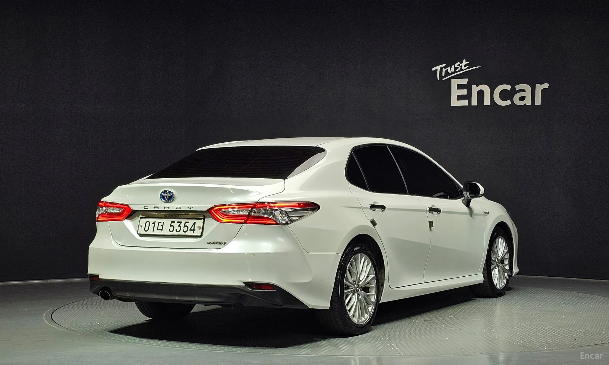 Toyota Camry (XV70) превью 2