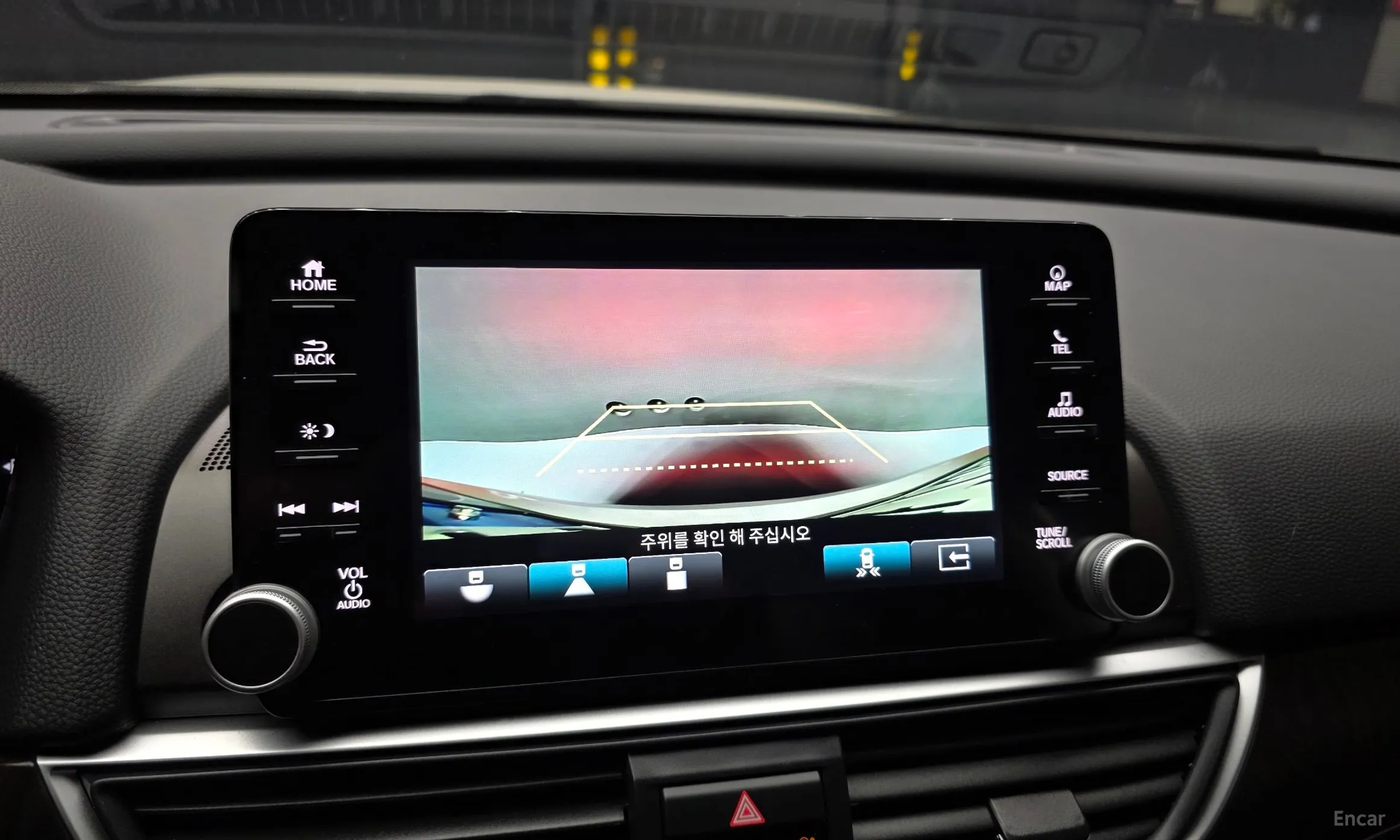 Honda Accord 10th Generation превью 15