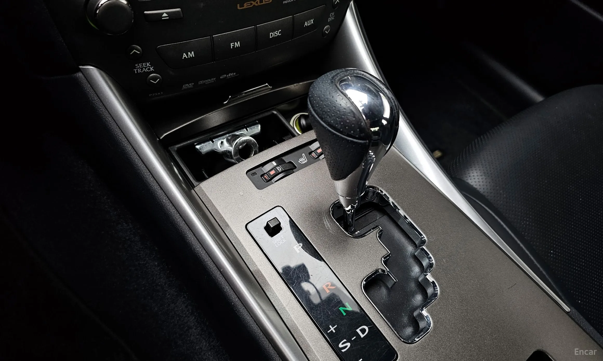 Lexus IS250 превью 9