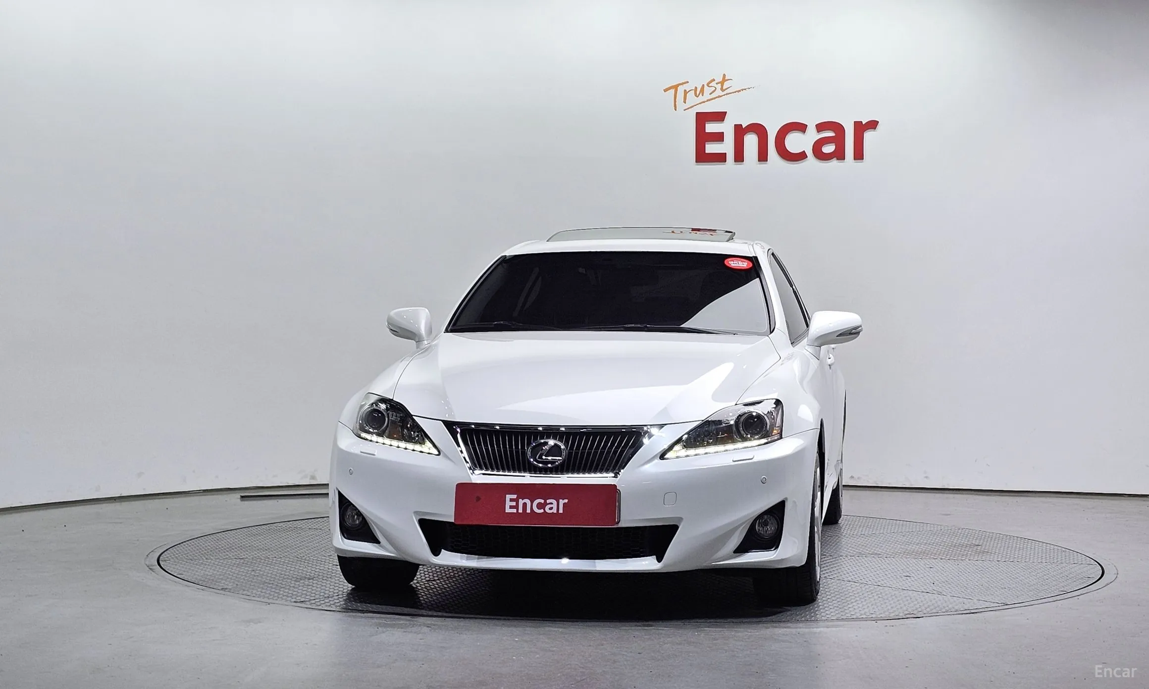 Lexus IS250 превью 3