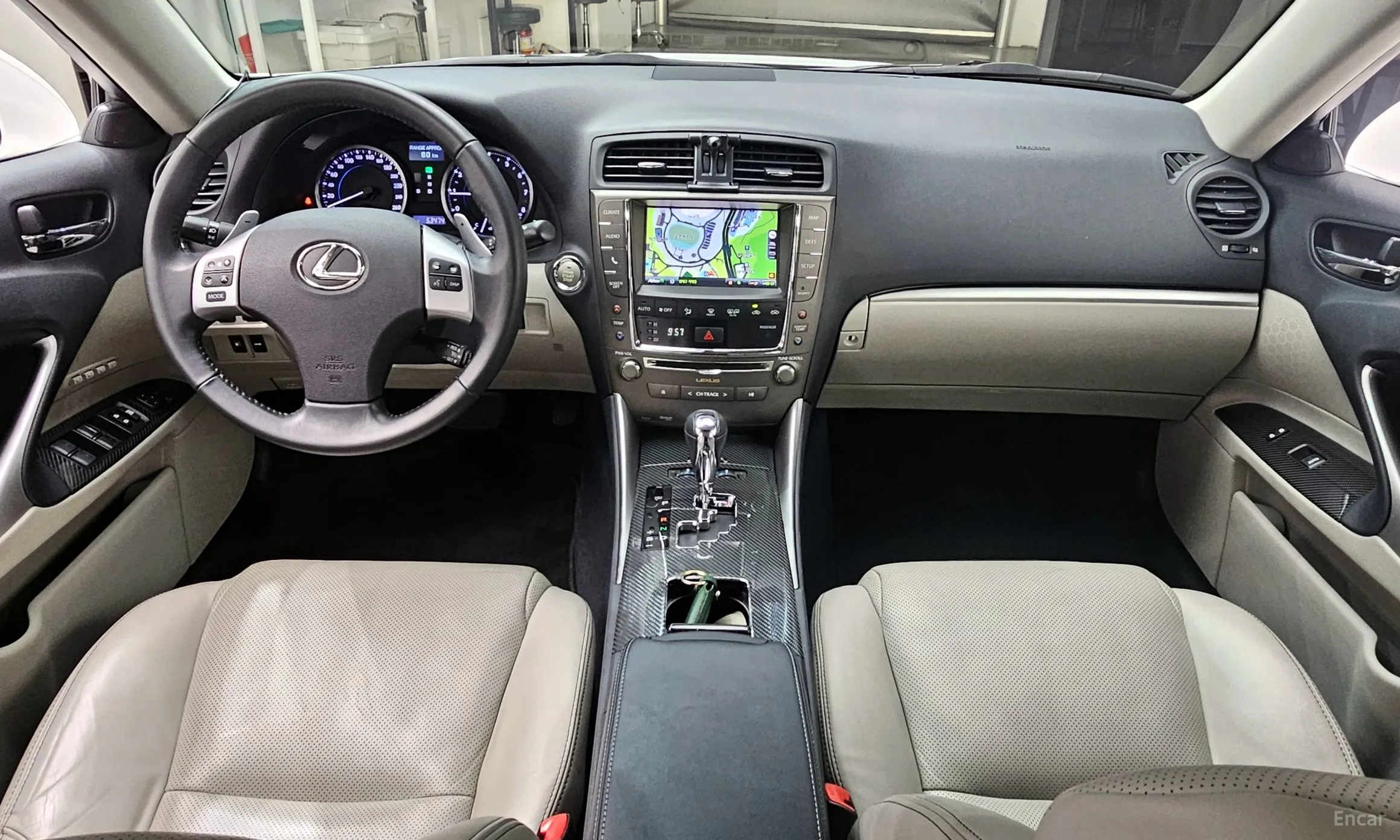Lexus IS250 превью 7