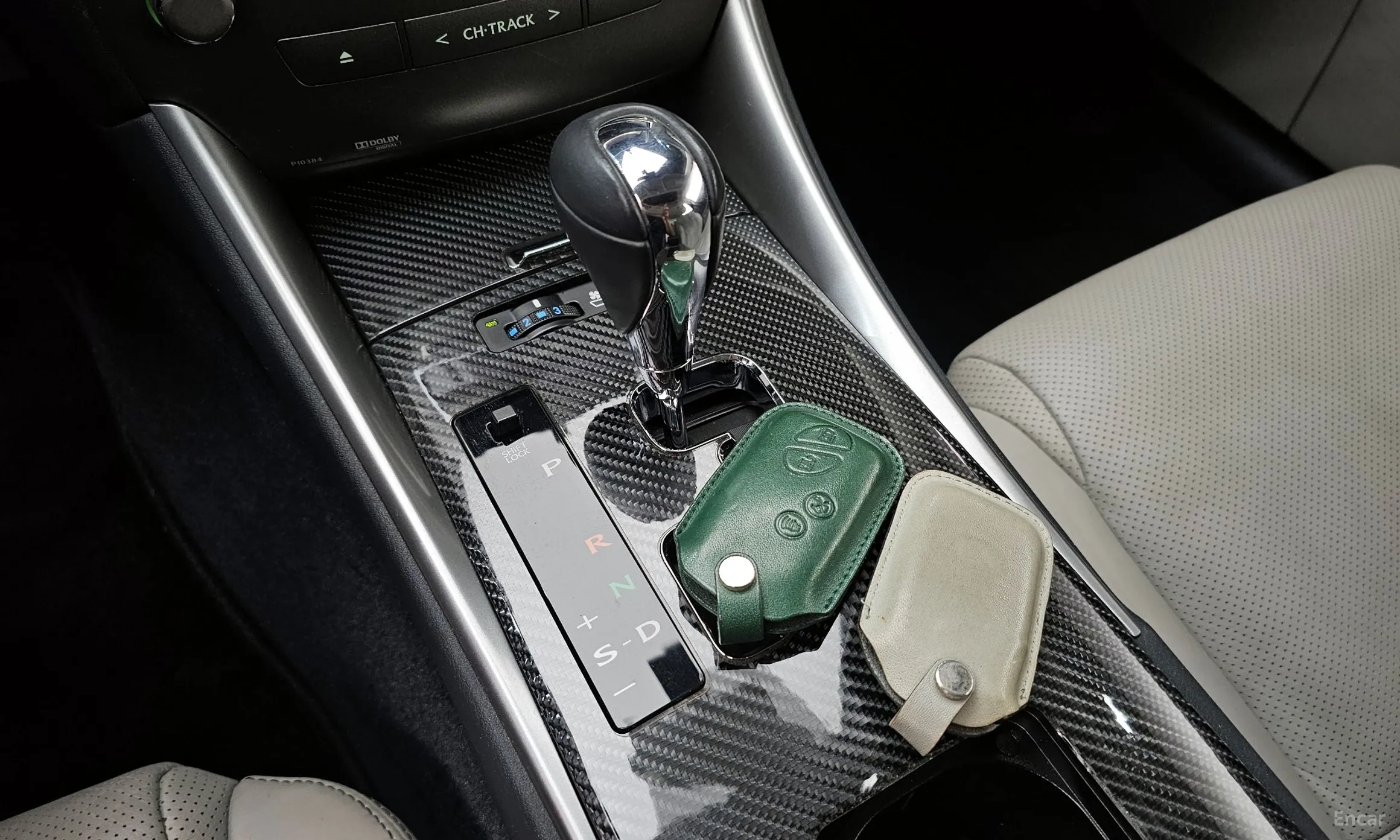 Lexus IS250 превью 9