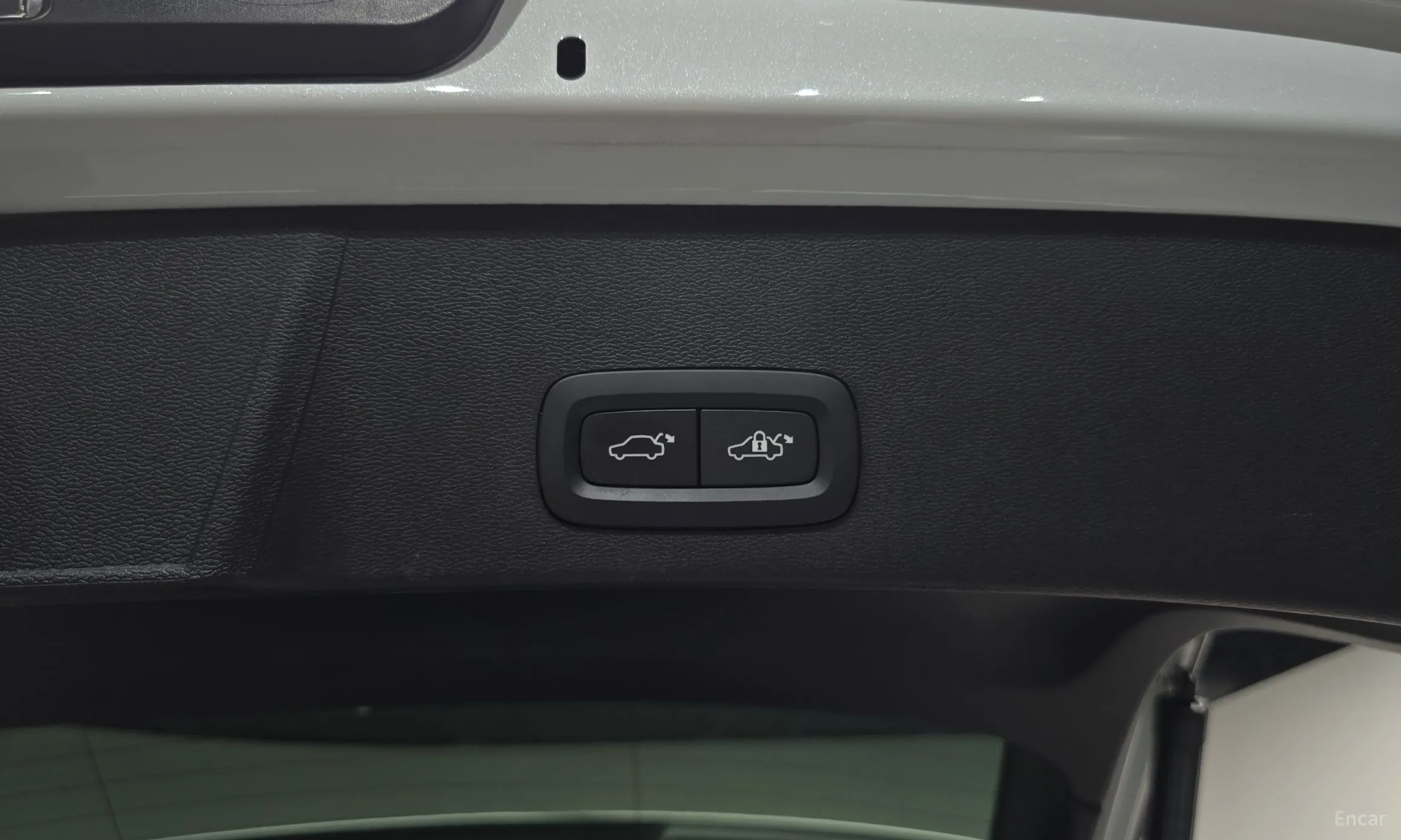 Volvo XC40 превью 20
