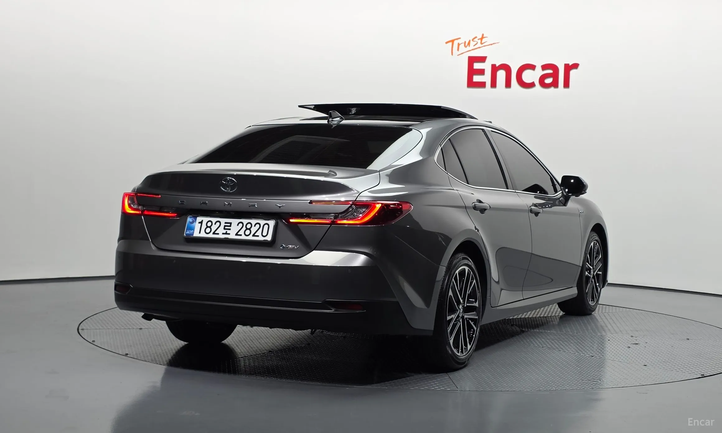 Toyota Camry (XV80) превью 2