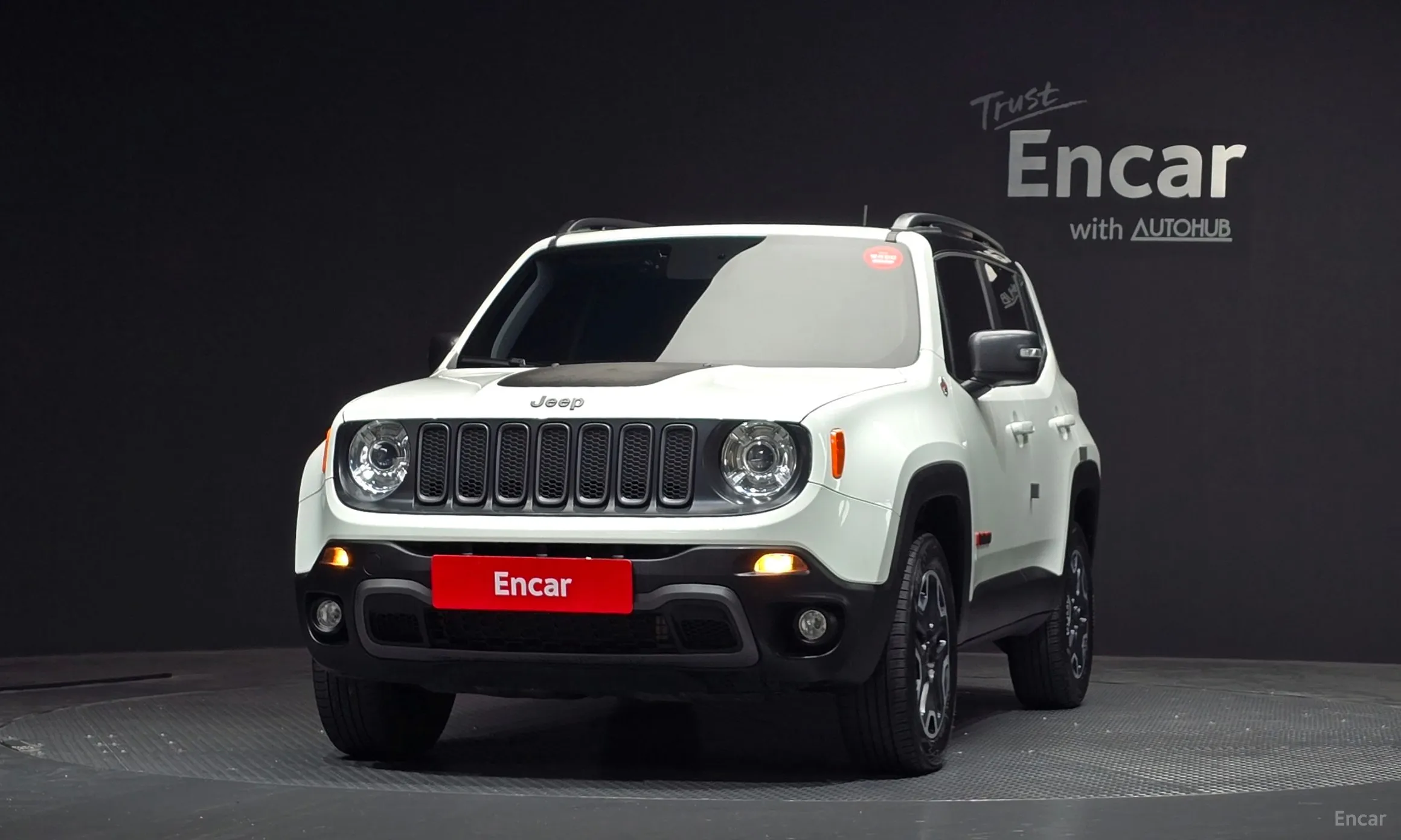 Jeep Renegade превью 3