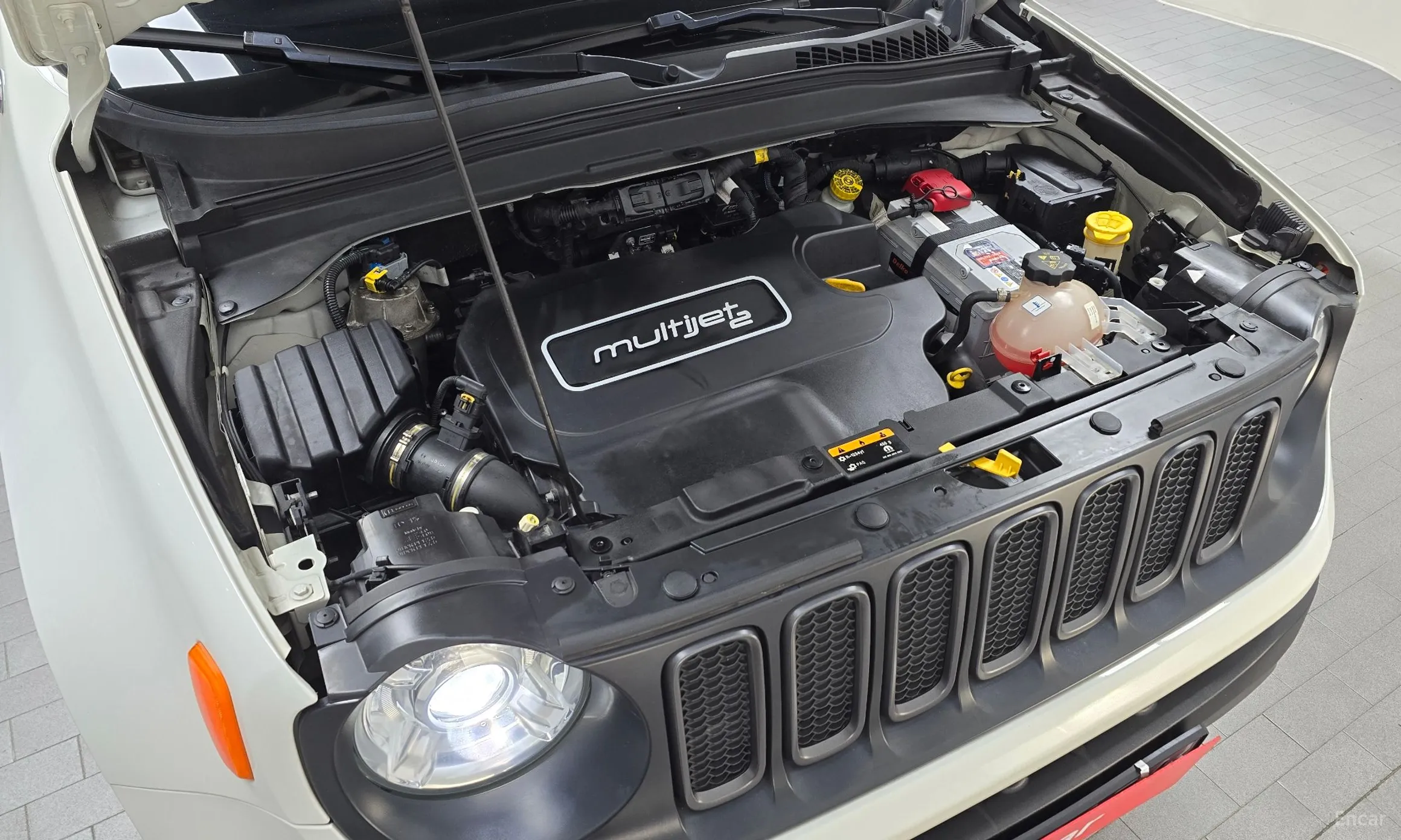 Jeep Renegade превью 6