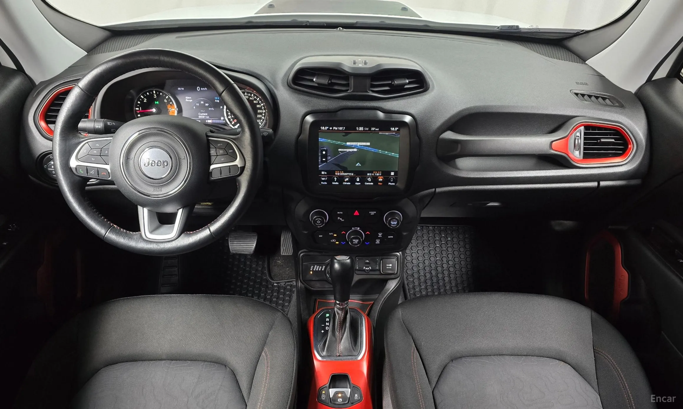 Jeep Renegade превью 7