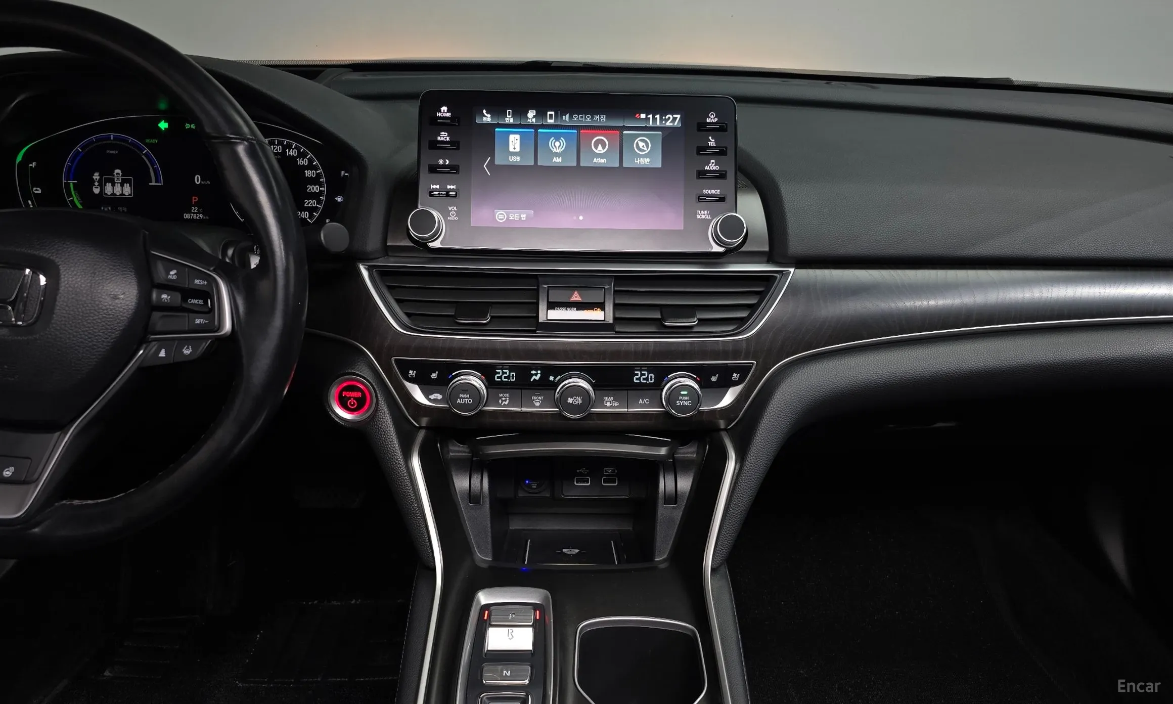 Honda Accord 10th Generation превью 14